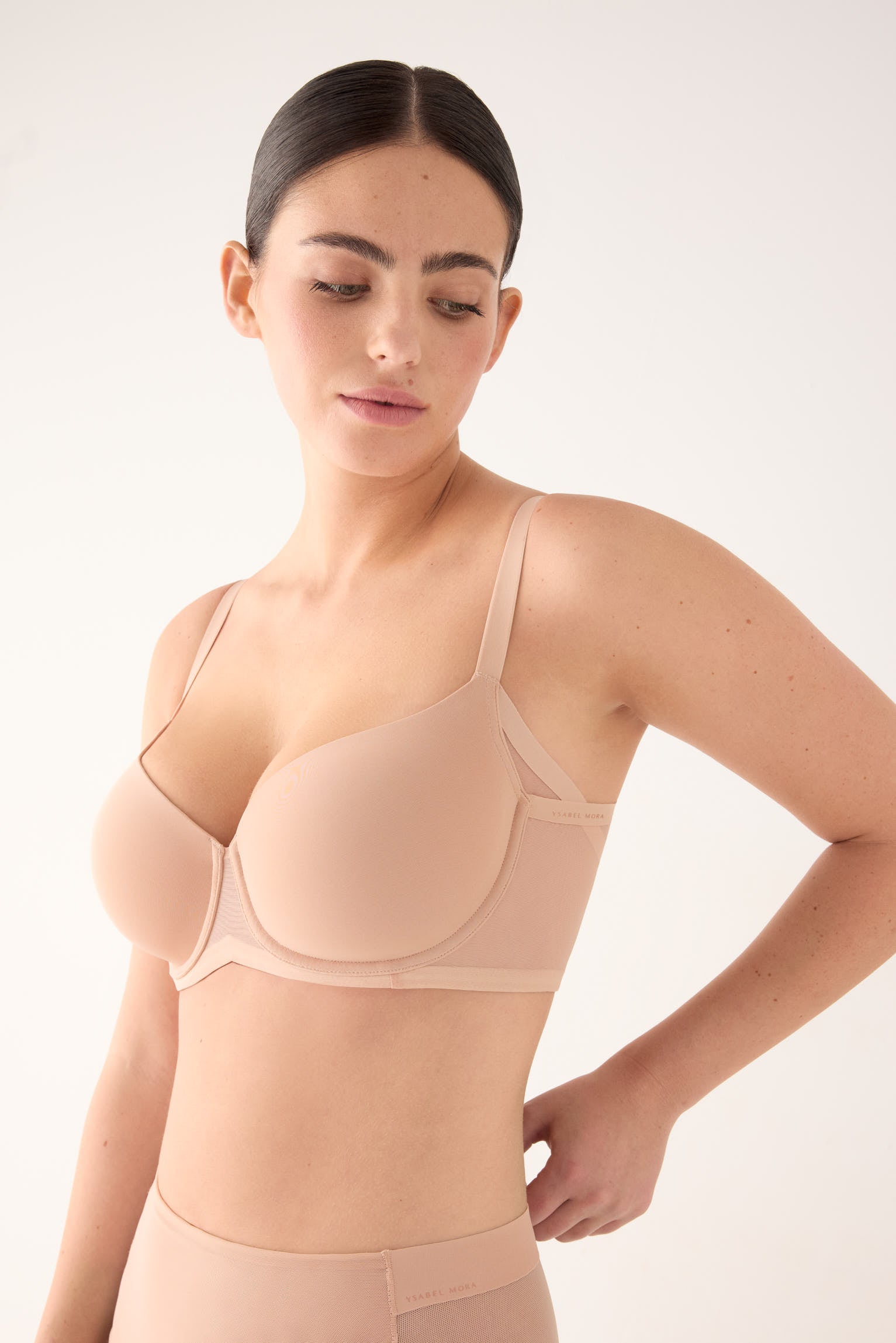 10160-03-nomarks-sujetador-capacidad-con-aro-con-relleno-sol-nude-ysabel-mora
