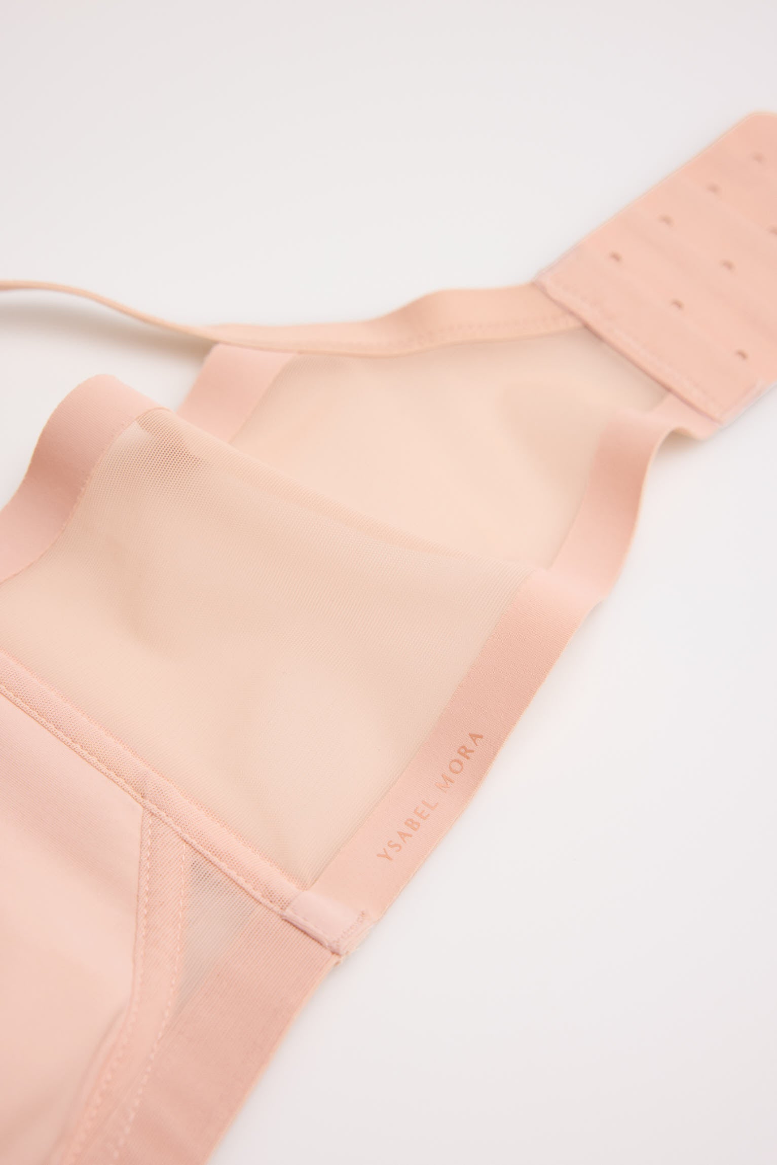 10184-05-nomarks-sujetador-reductor-sin-aro-sin-relleno-aura-nude-ysabel-mora