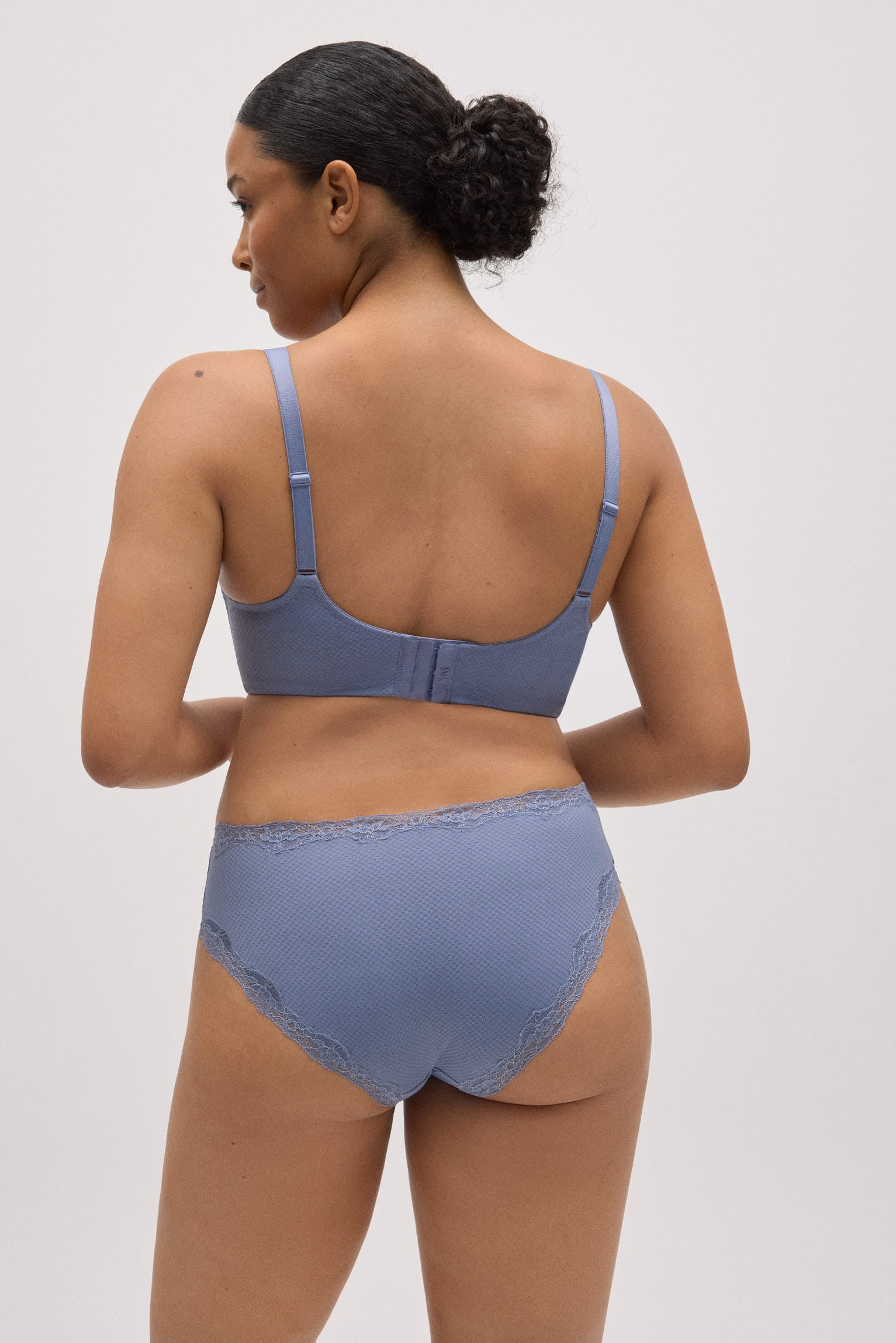 10772-2-braga-midi-con-encaje-azul