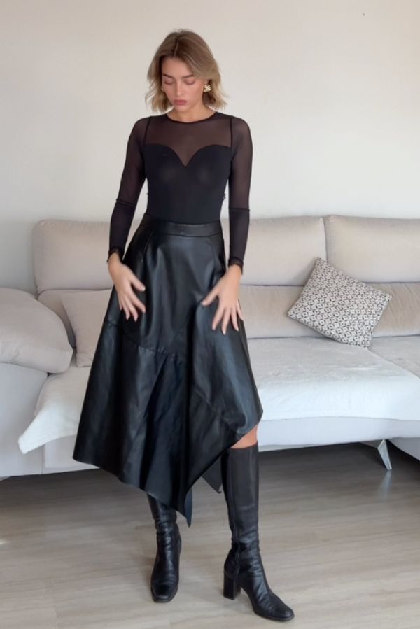 Look especial eventos con body negro @teresamora6