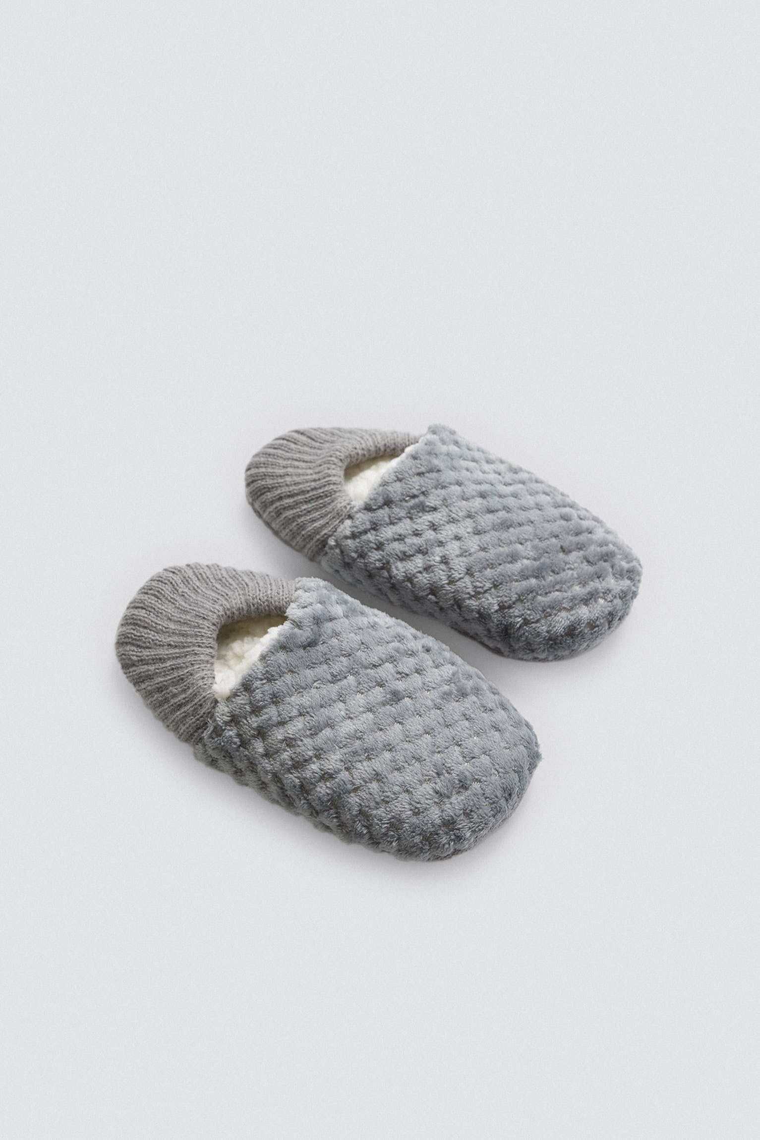 12930NOKIT-1-patucos-comodos-estar-en-casa-mujer-ysabel-mora-gris