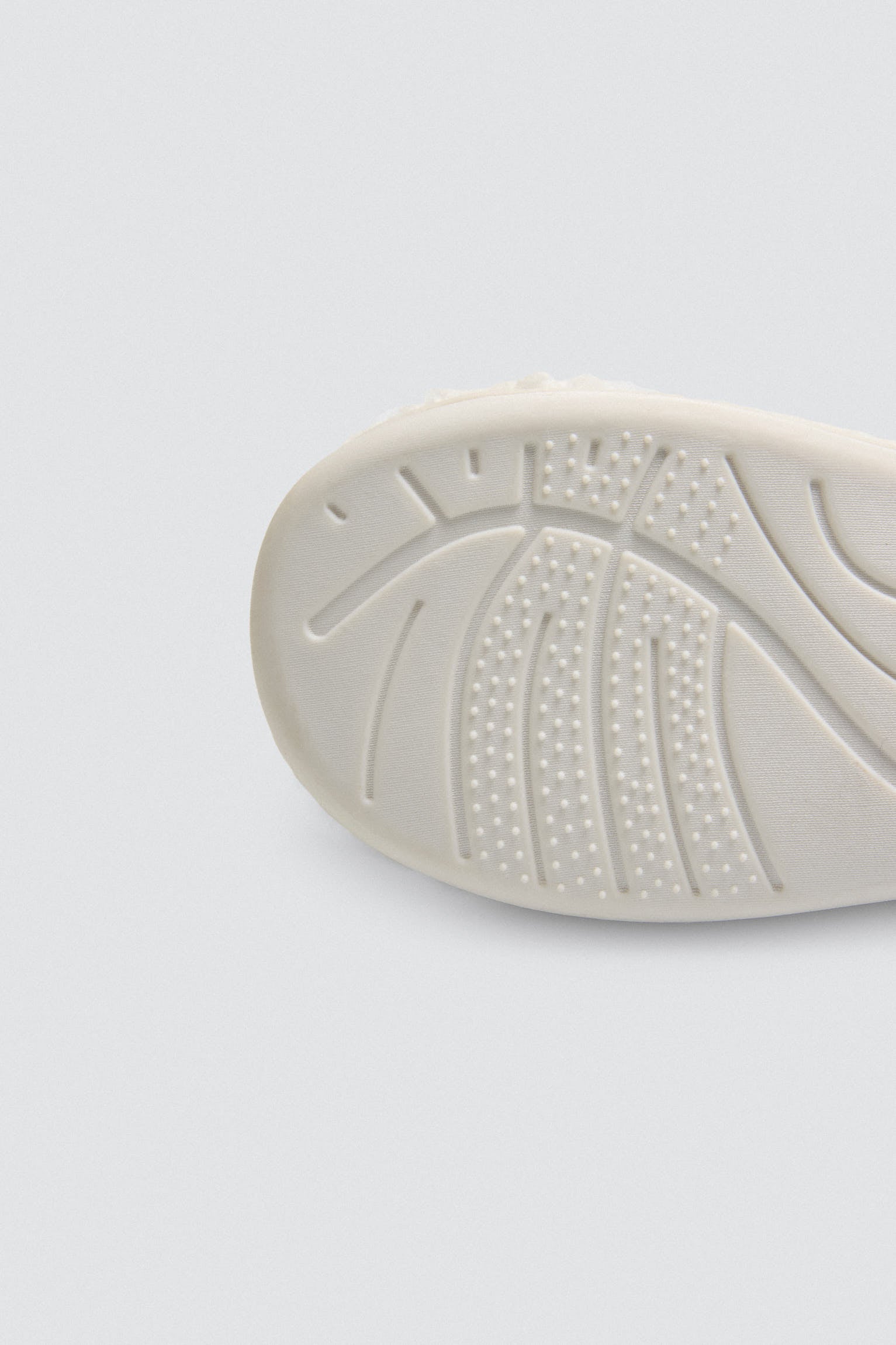 14158-5-zapatillas-de-casa-borreguito-blancas