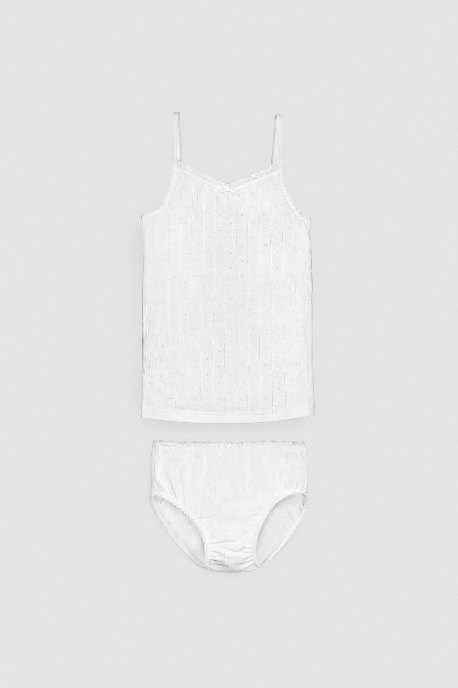 Conjunto infantil interior camiseta y braga blanco - Ysabel Mora