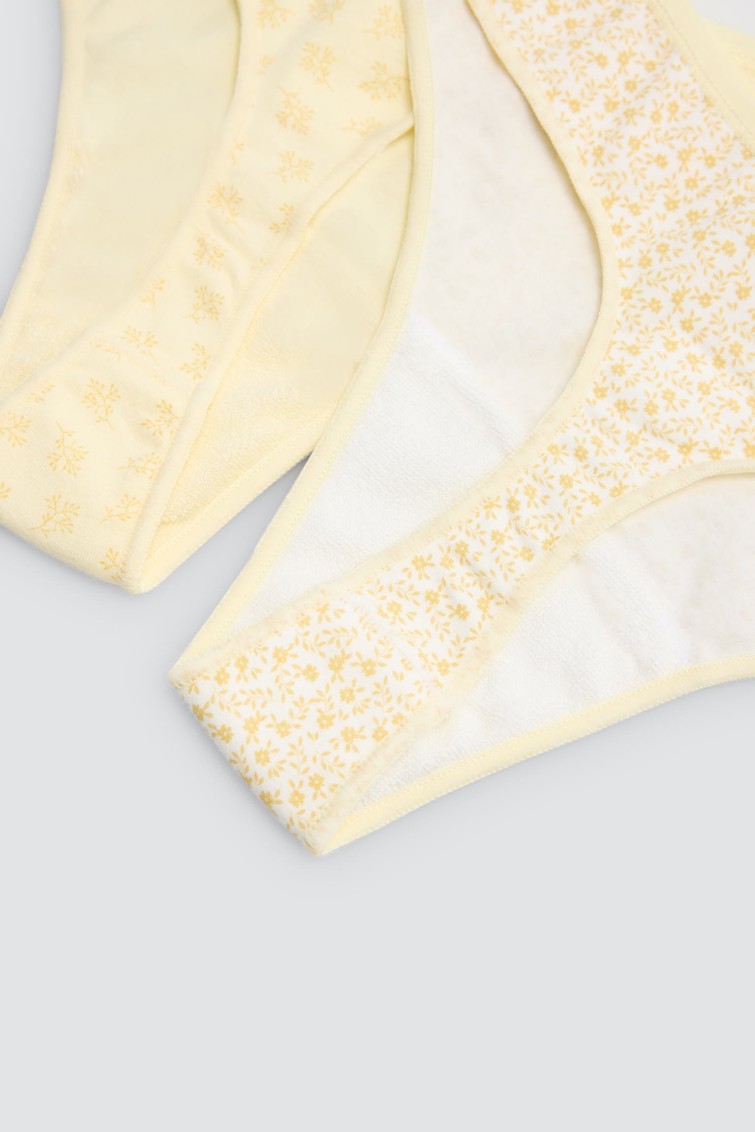 Pack de 6 tangas lisos y estampados