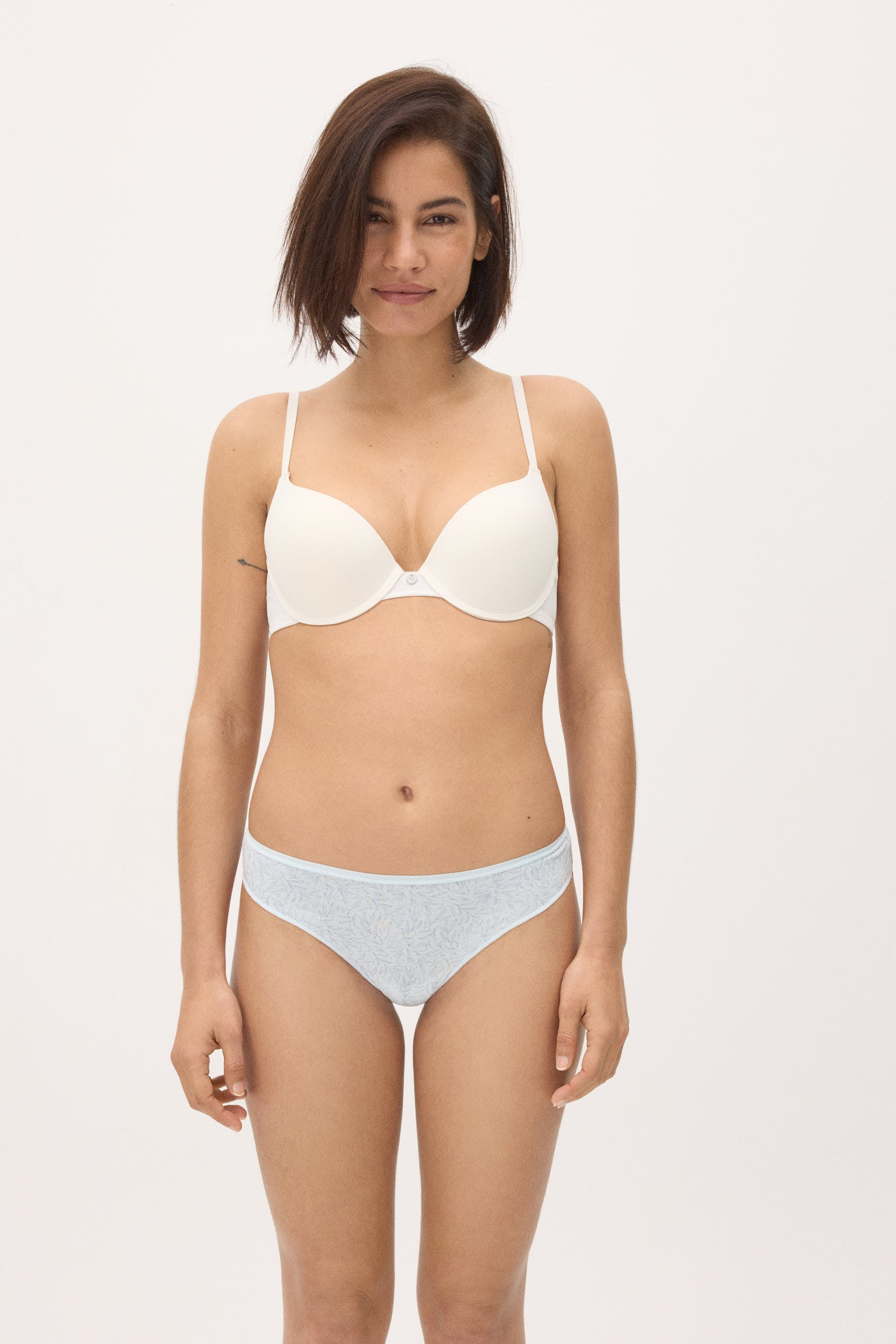 Pack de 6 tangas lisos y estampados