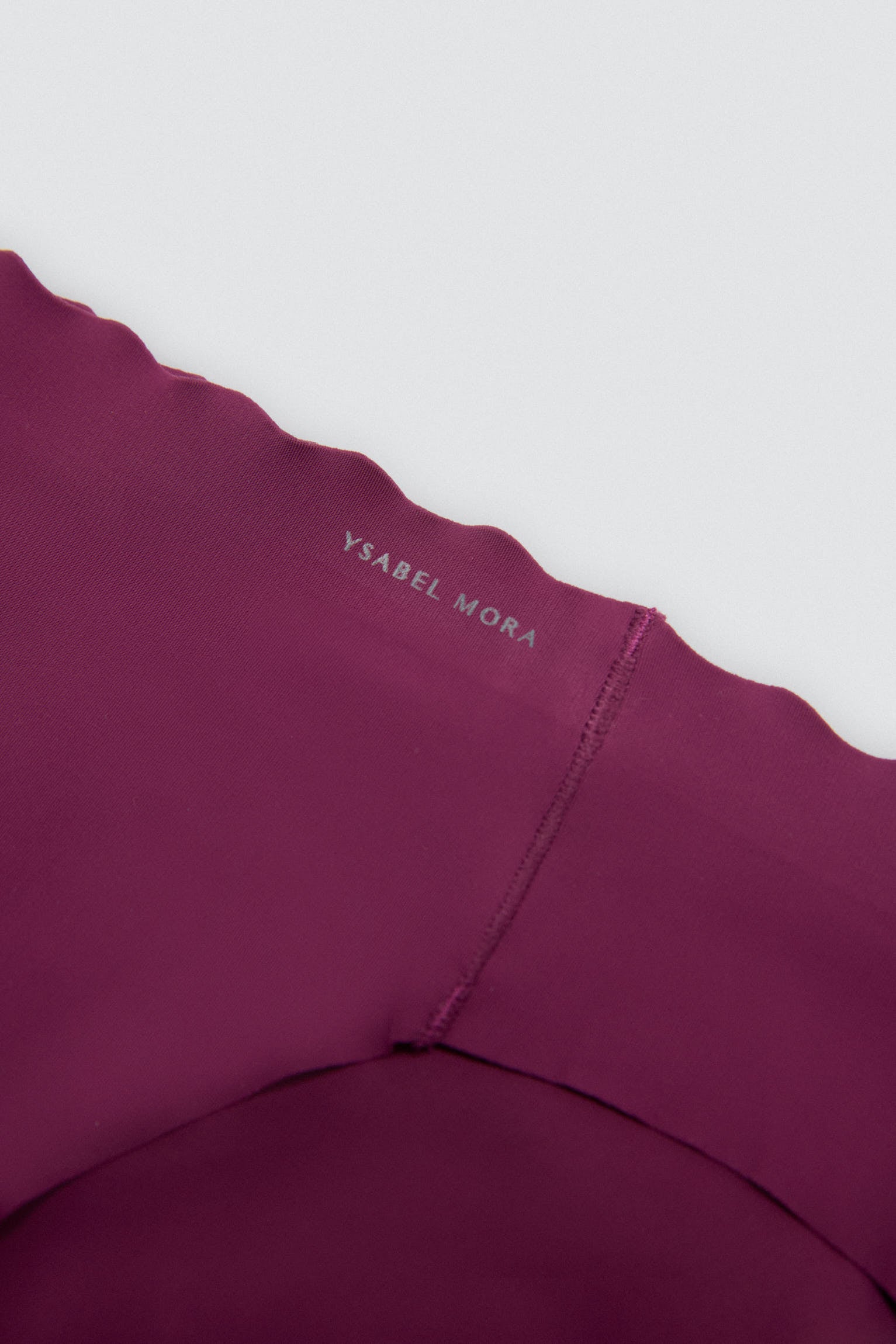 Braga mini laser burgundy