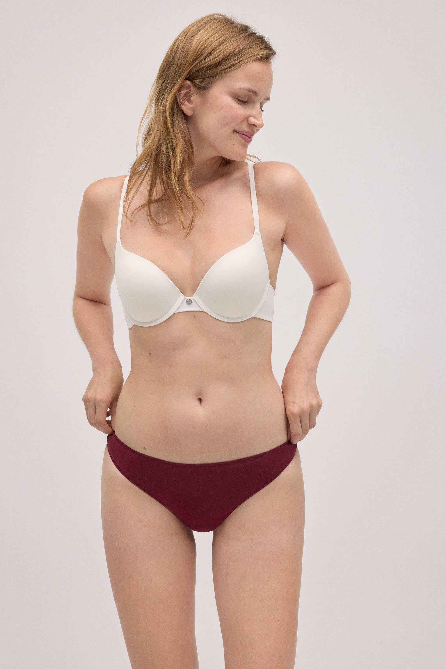 Pack of 3 basic cotton thongs