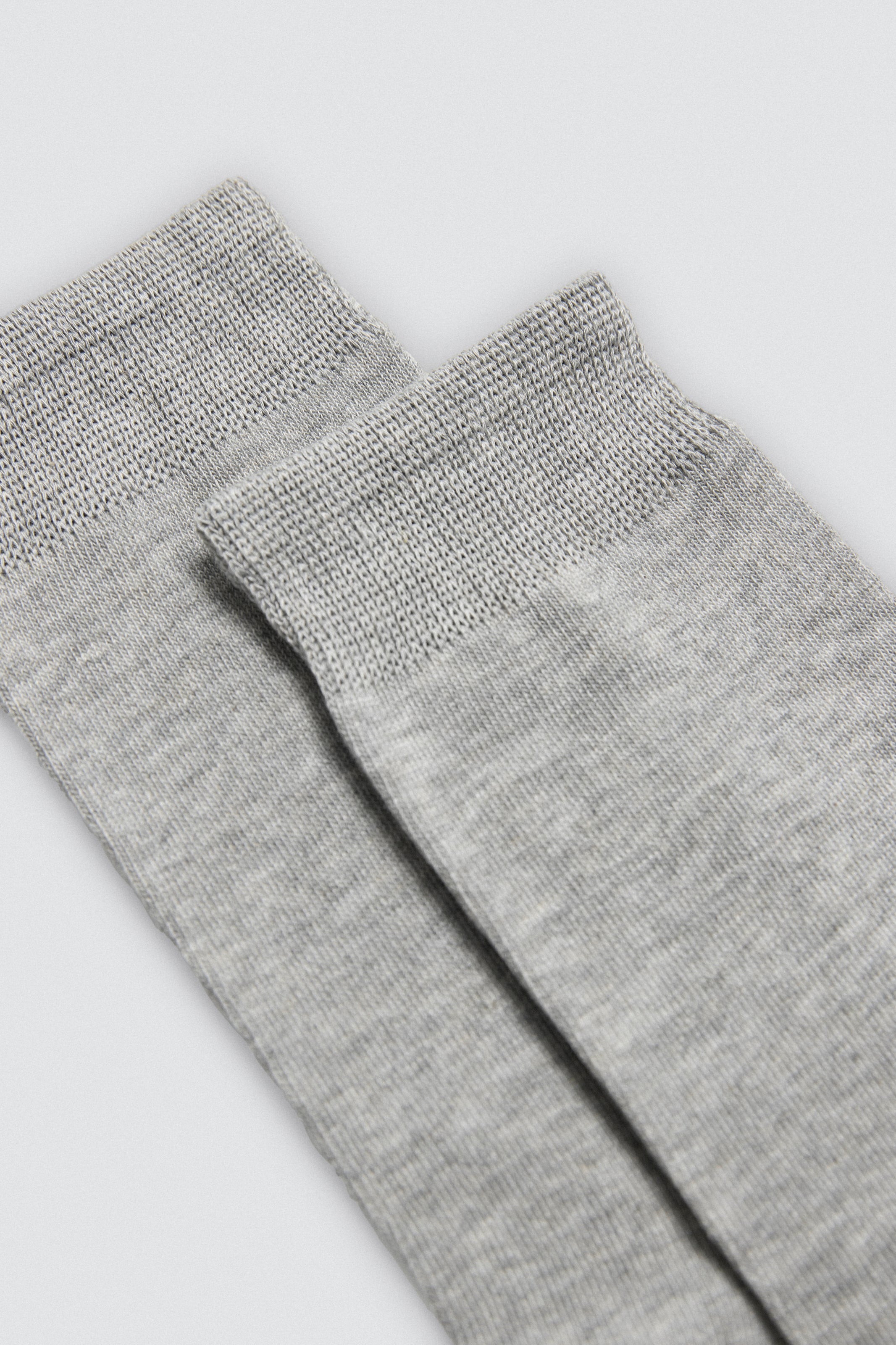 Pack of 3 basic bamboo socks in neutral colors
