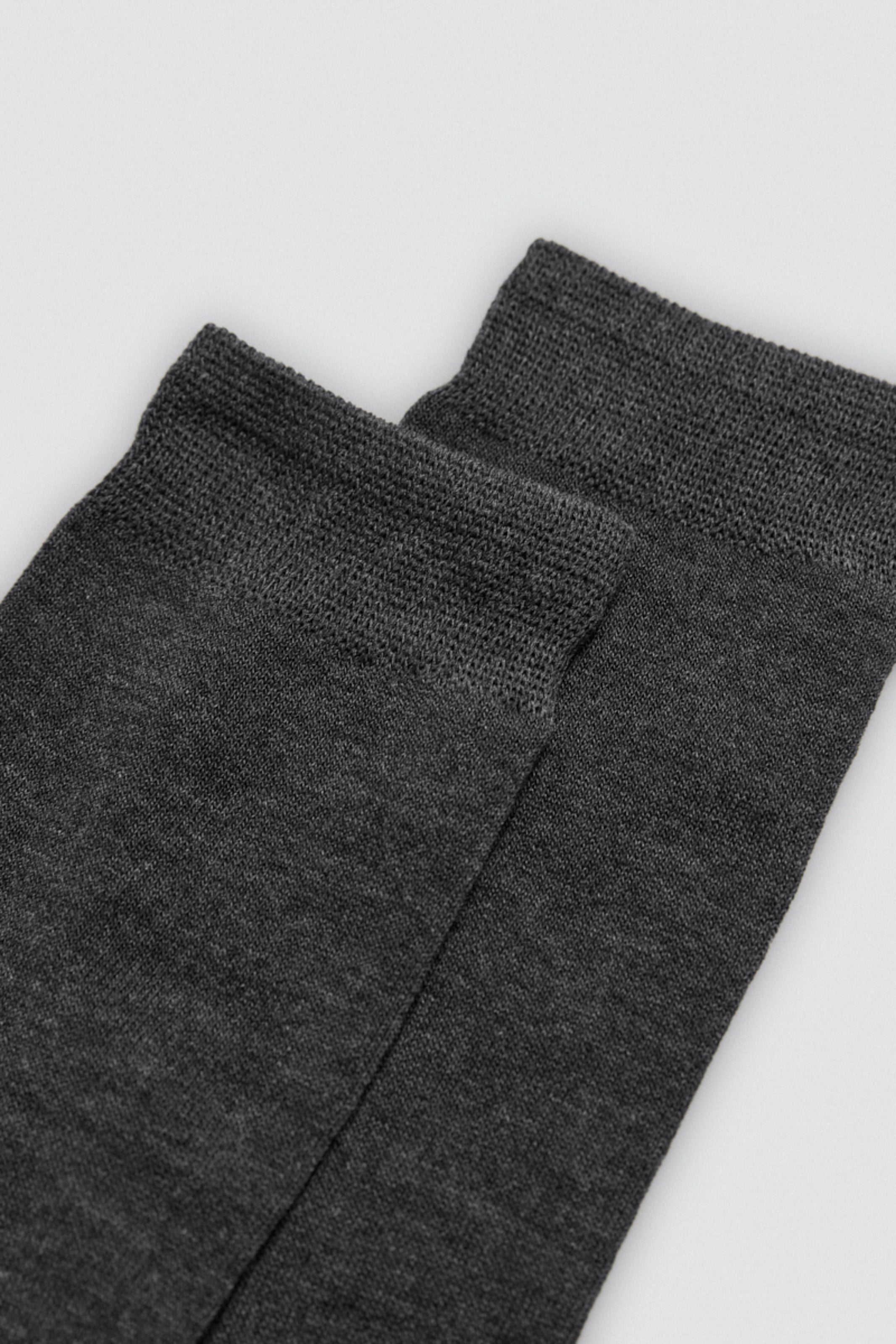 Pack of 3 basic bamboo socks in neutral colors