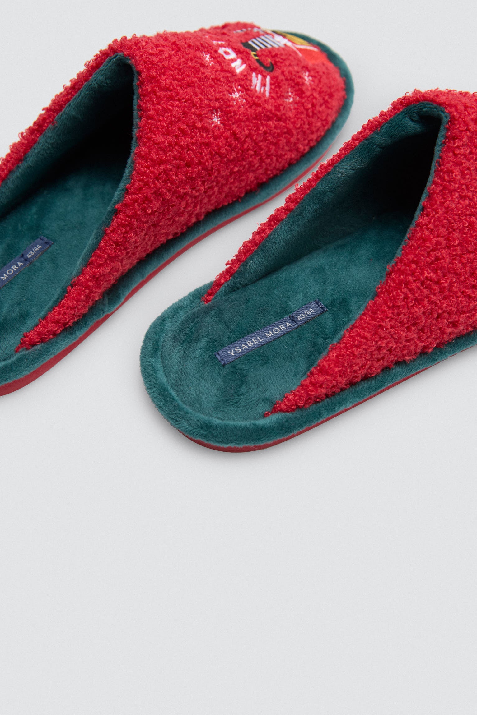 24087-4-zapatillas-casa-hombre-navidad-i'm-not-a-santa-ysabel-mora