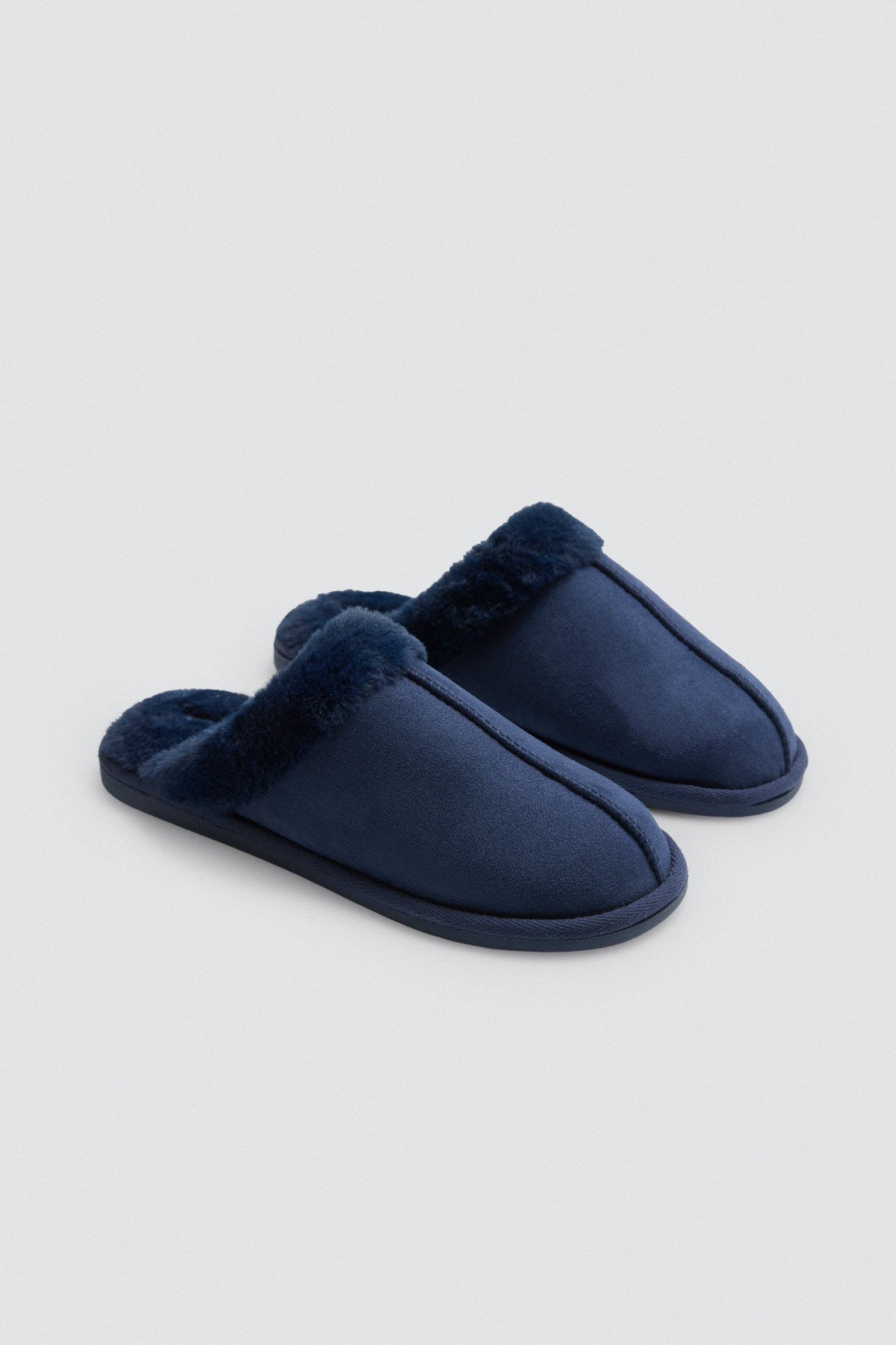 24089-2-zapatillas-basicas-con-pelo-marino