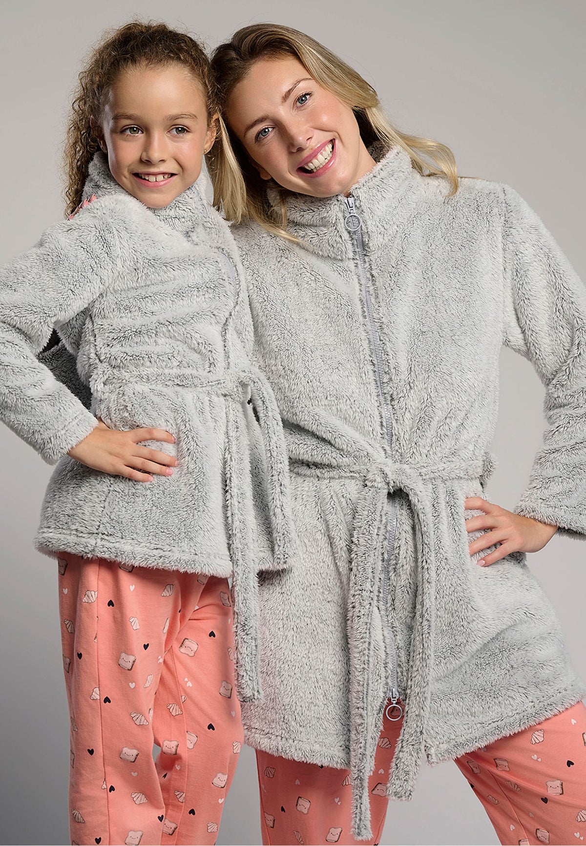 Bata infantil polar coralina niña cinturón gris