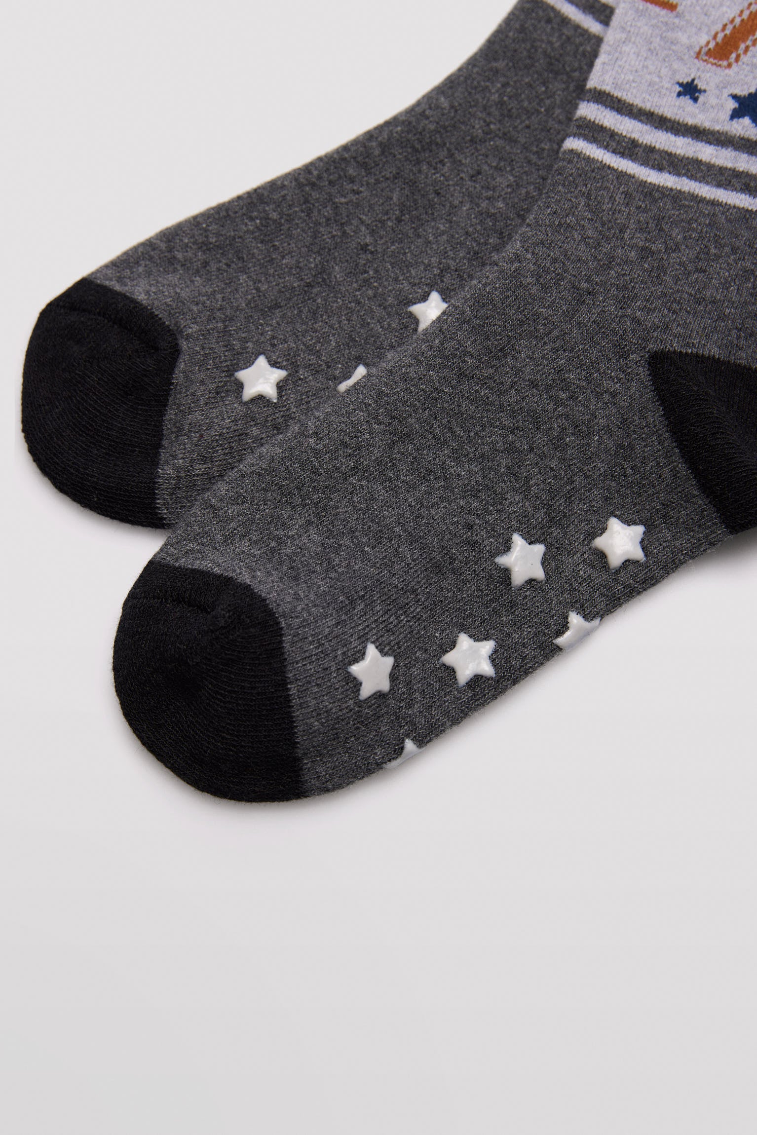 Pack 3 calcetines térmicos antideslizantes de niño estampado College