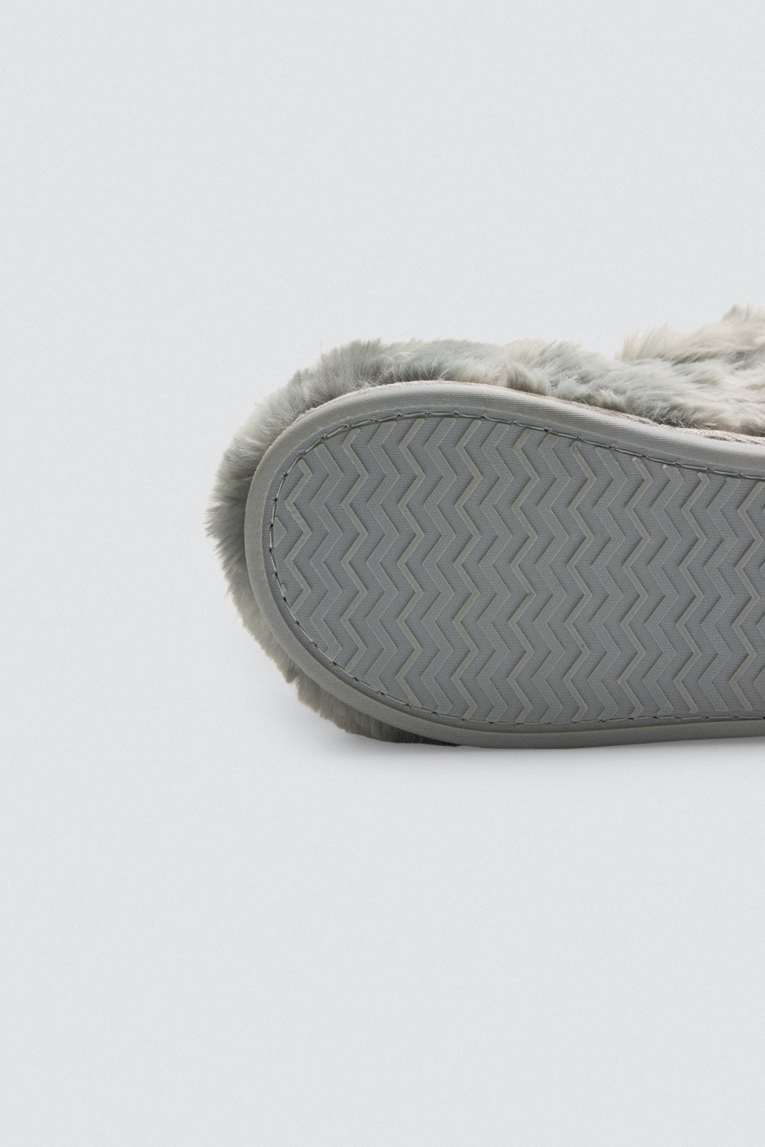 44044-5-zapatillas-de-casa-infantiles-rinoceronte-con-detalles-3d