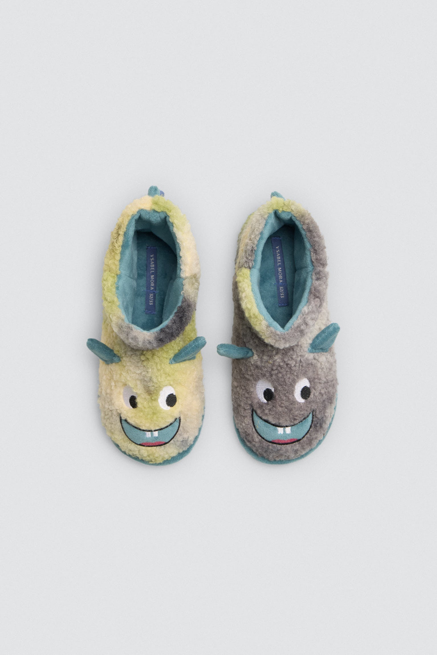 44046-3-zapatillas-de-casa-infantiles-monstruo-con-detalles-3d
