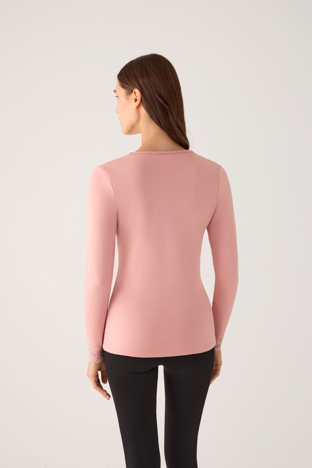 TÉRMICO Camiseta mujer manga larga encaje en escote y puños rosa