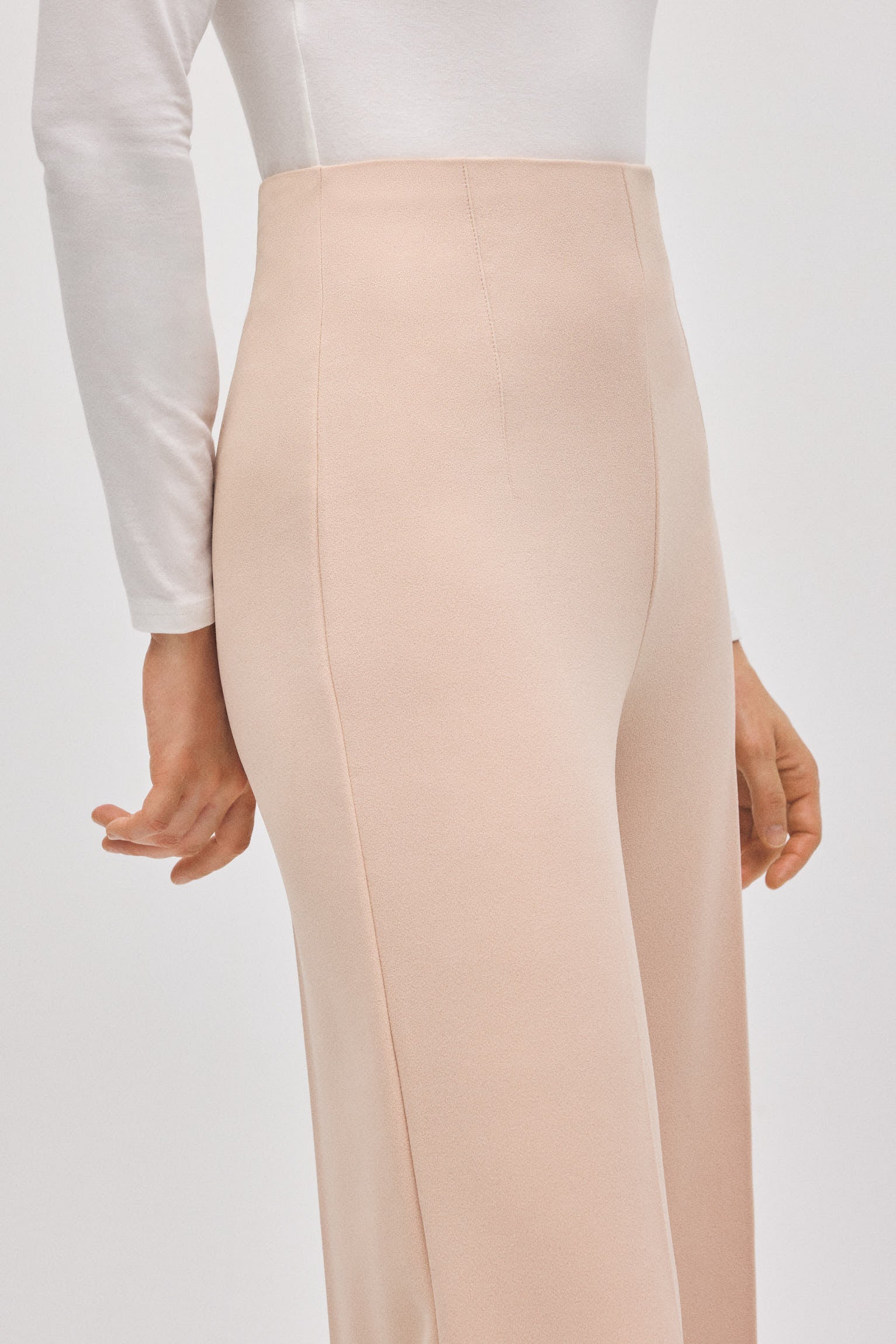 70452-4-pantalon-suave-wide-marfil-ysabel-mora