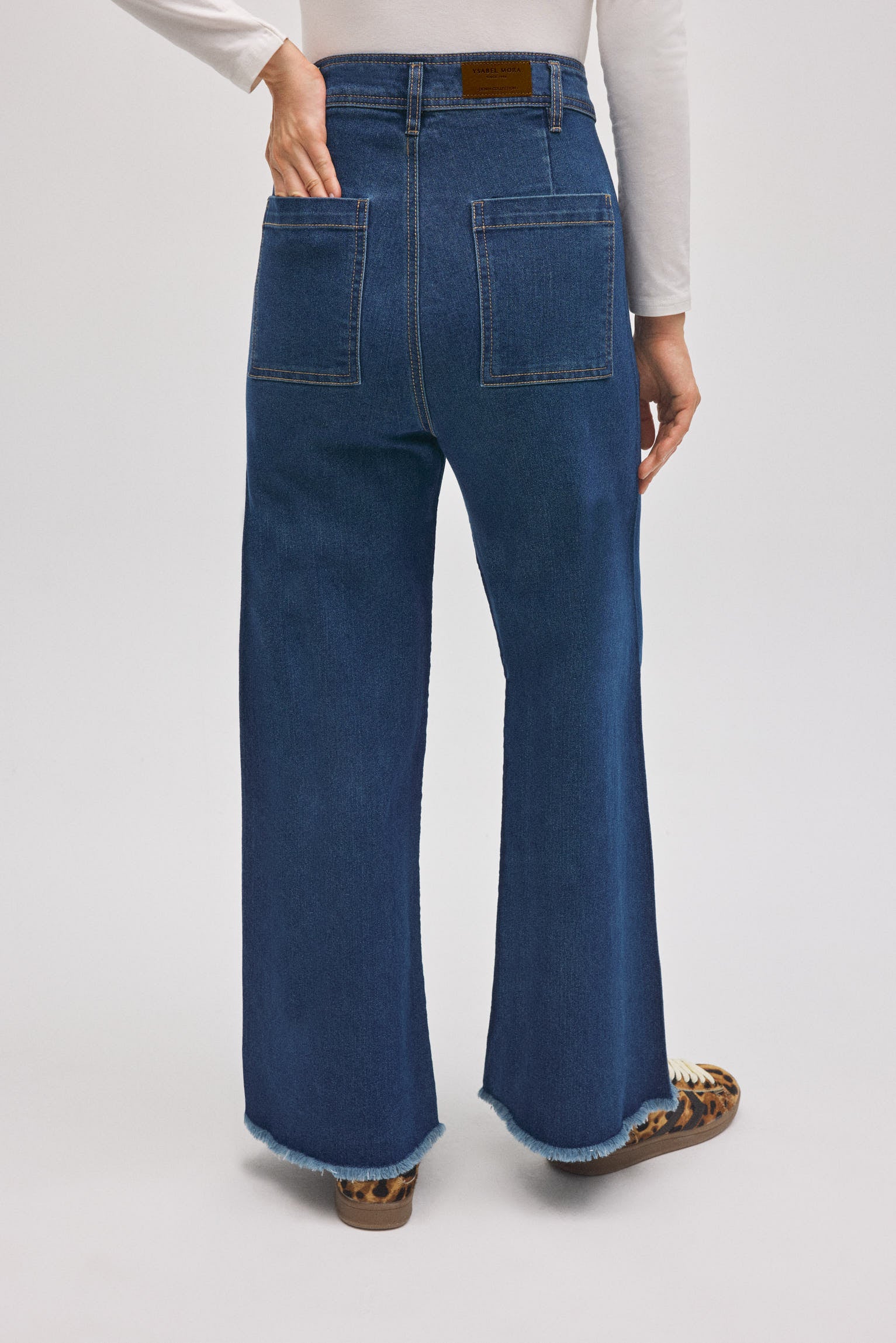 70459-3-pantalones-vaqueros-wide-marino-ysabel-mora