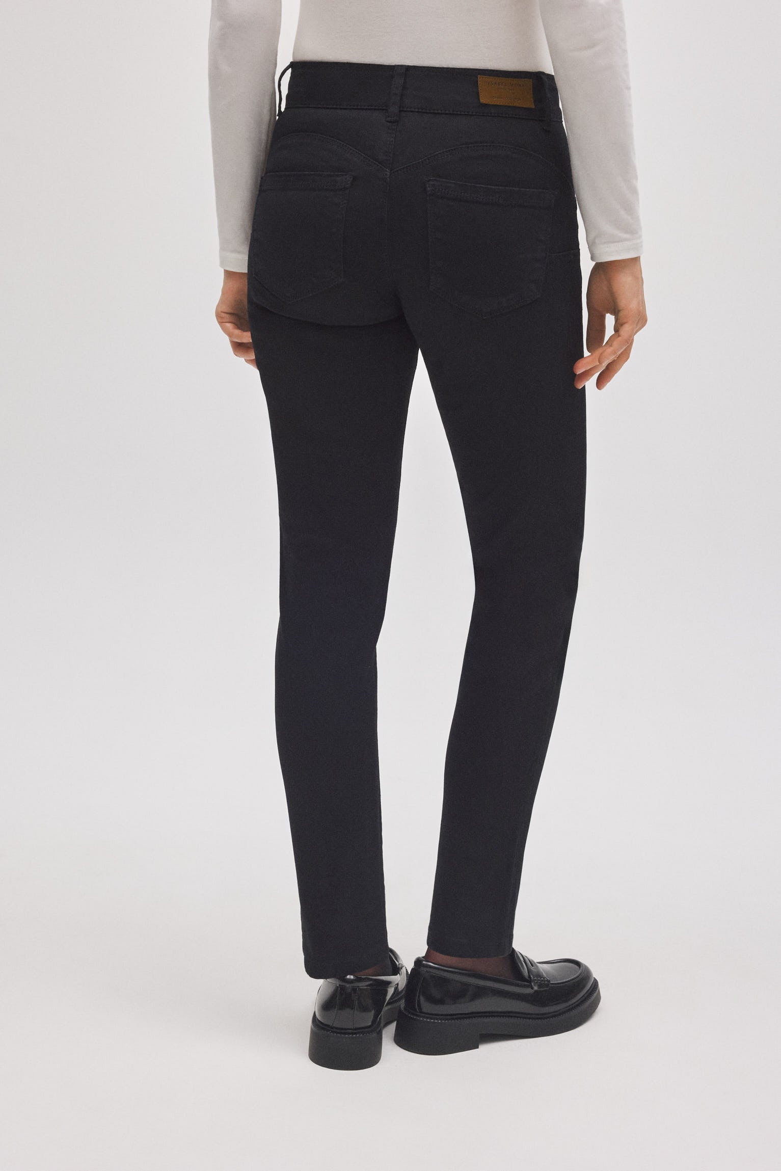 70460-3-pantalones-vaqueros-efecto-push-up-slim-negro-ysabel-mora