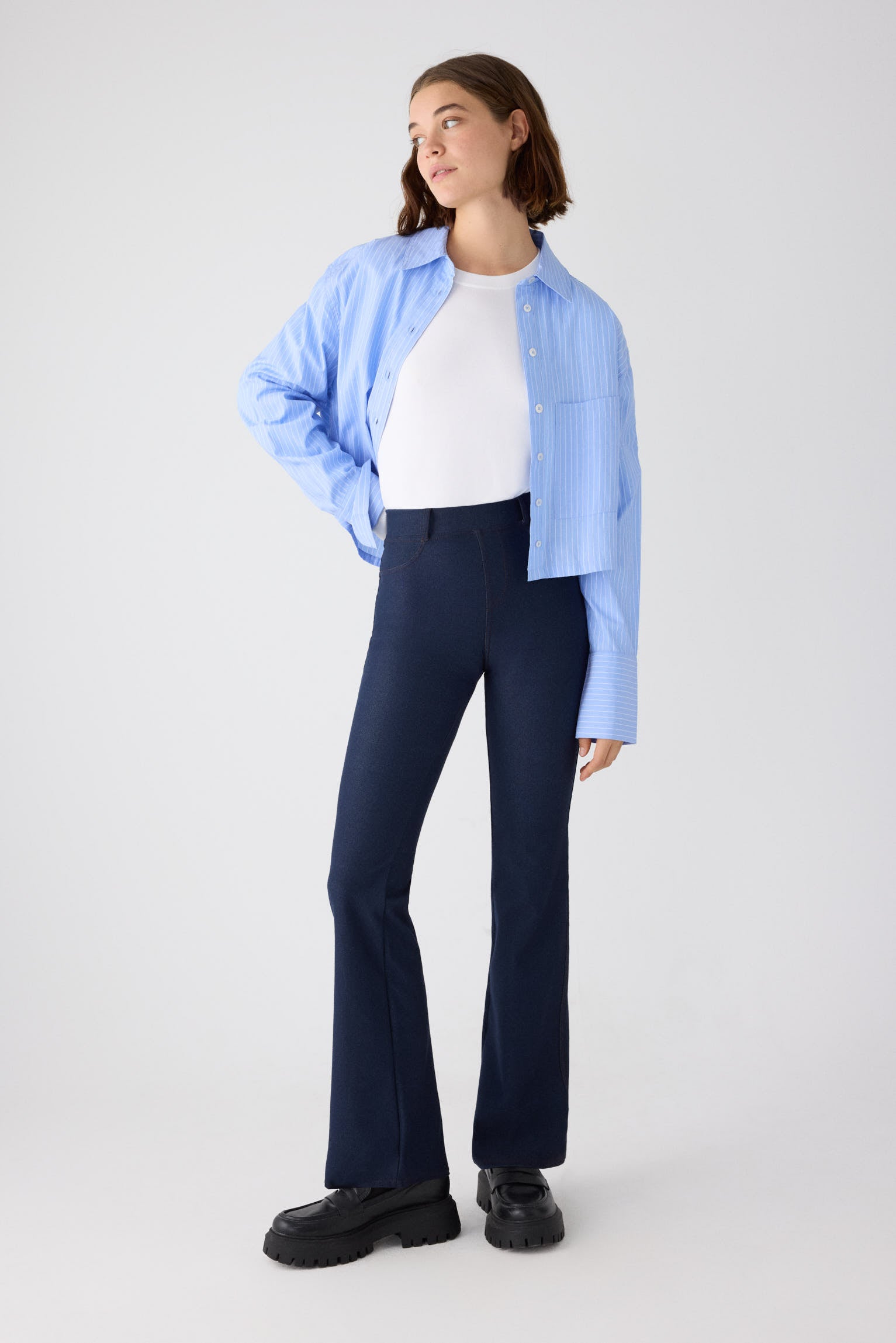 70479-marino-jeans-leggings-mujer-vaqueros-acampanados-efecto-push-up