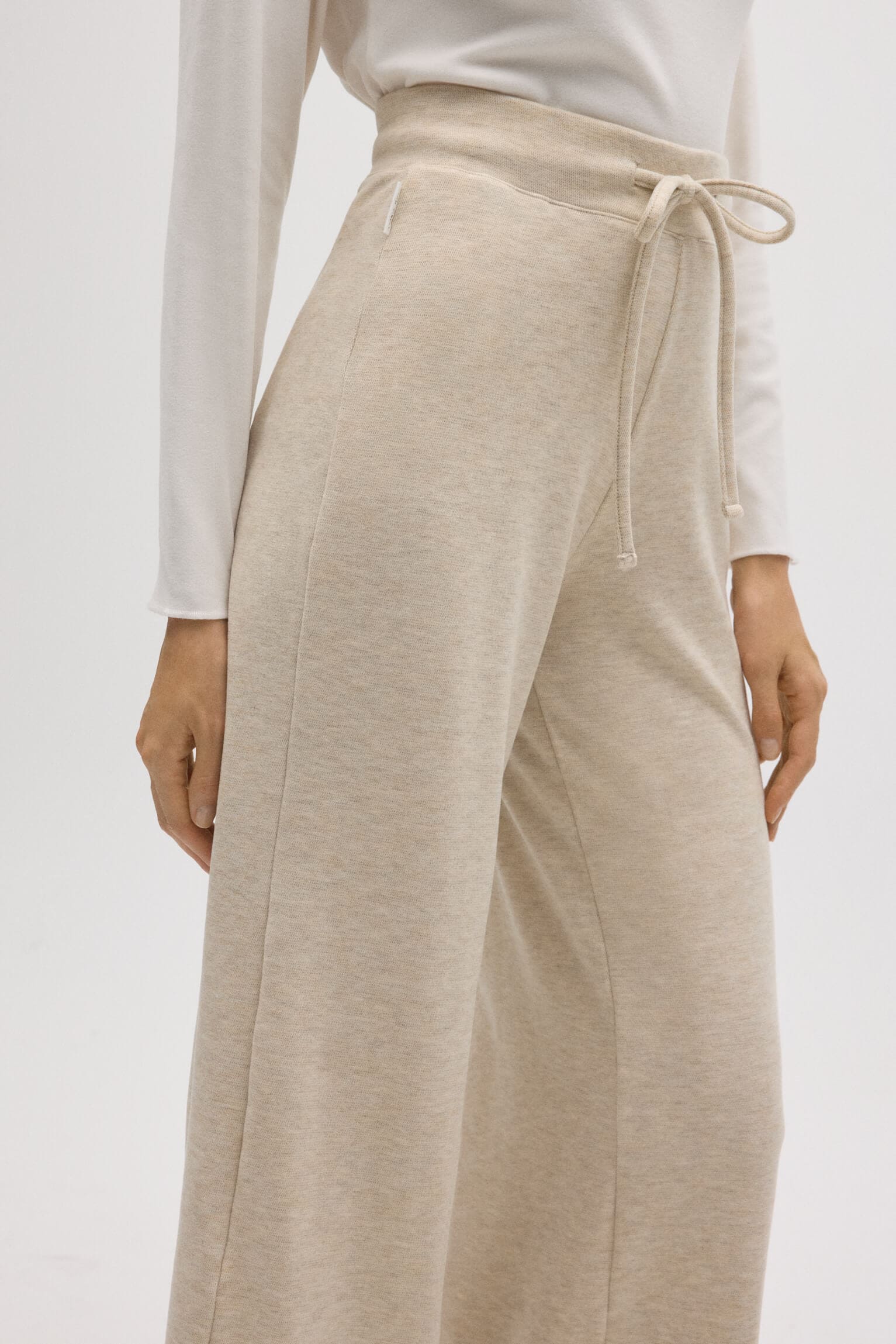 70672-3-pantalon-extra-comodo-recto-marfil