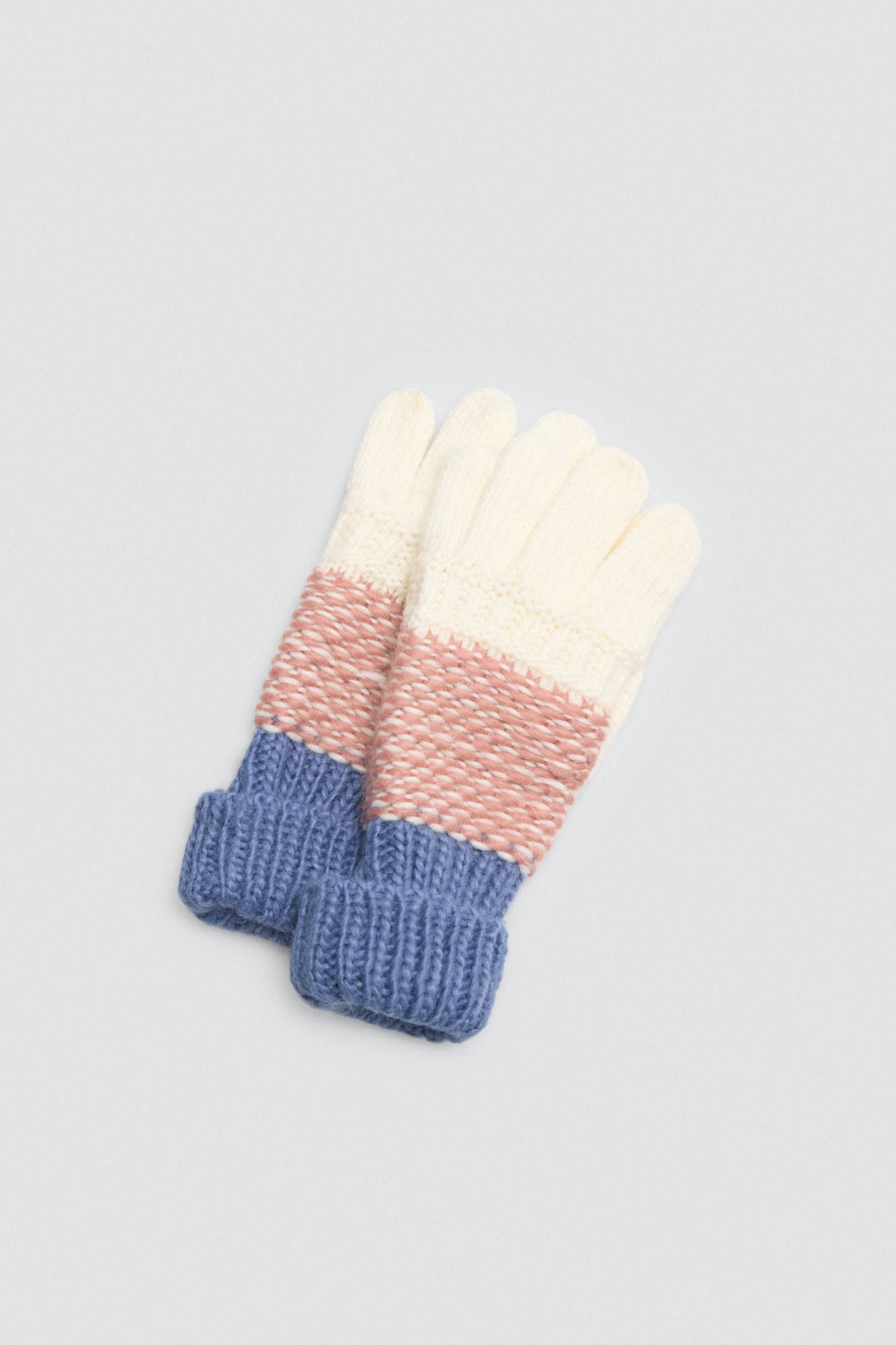 70687-5-set-gorro-con-pompon-y-guantes-de-punto-colores
