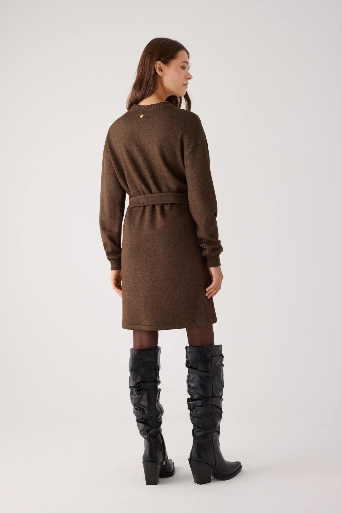 70726-melange-chocolate-vestido-calido-corto-cinturon-ajustable-marron-chocolate