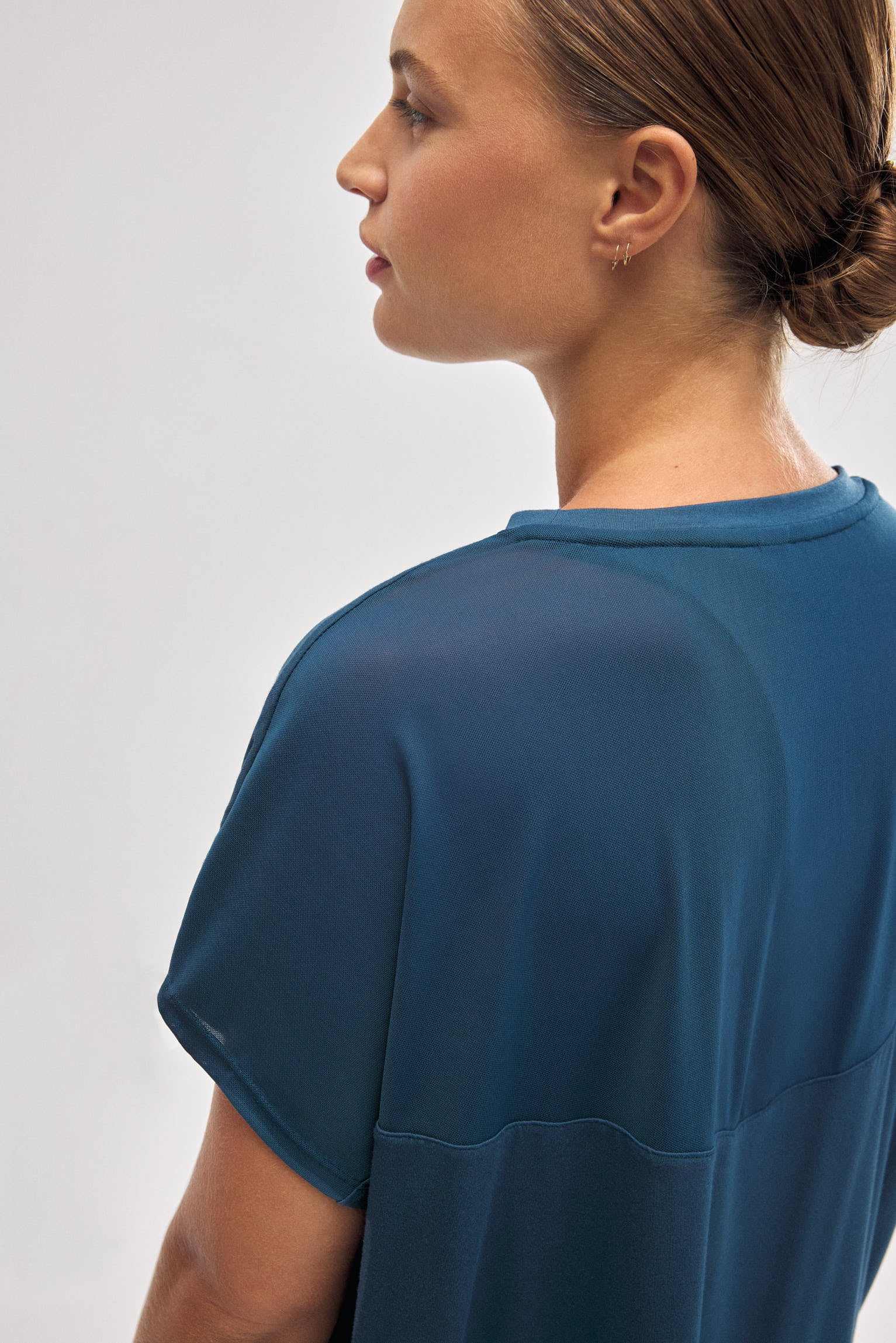 70832-3-camiseta-deportiva-manga-corta-azul