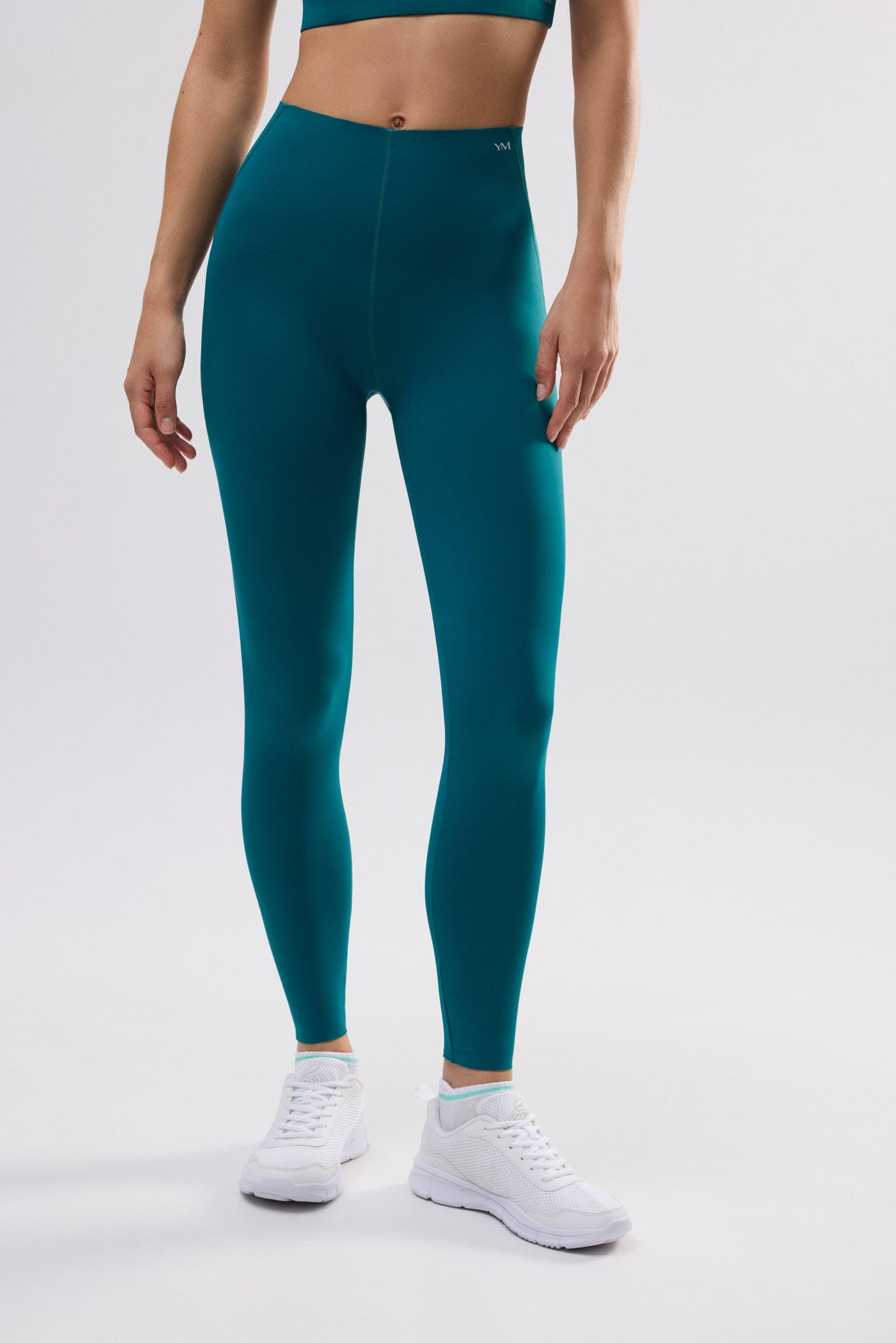 70907-1-leggings-deportivos-mujer-compresivos-laser-ysabel-mora-verde