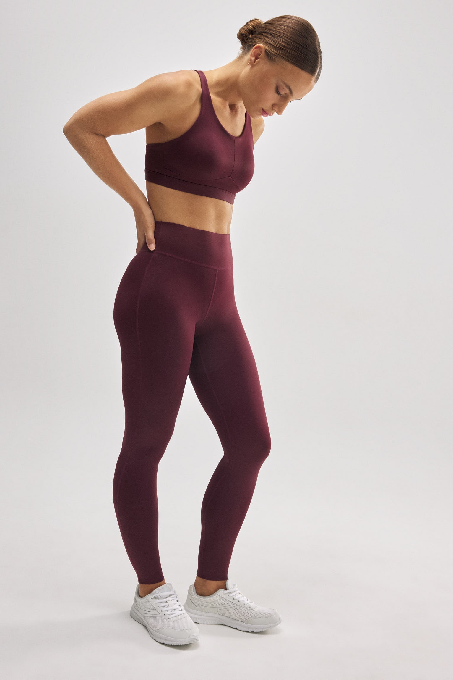70925-3-leggings-deportivos-efecto-vientre-plano-burdeos