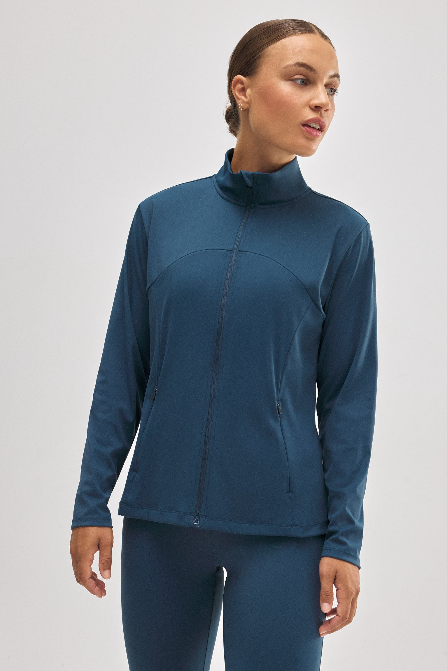 70929-3-chaqueta-deportiva-ajustada-transpirable-azul