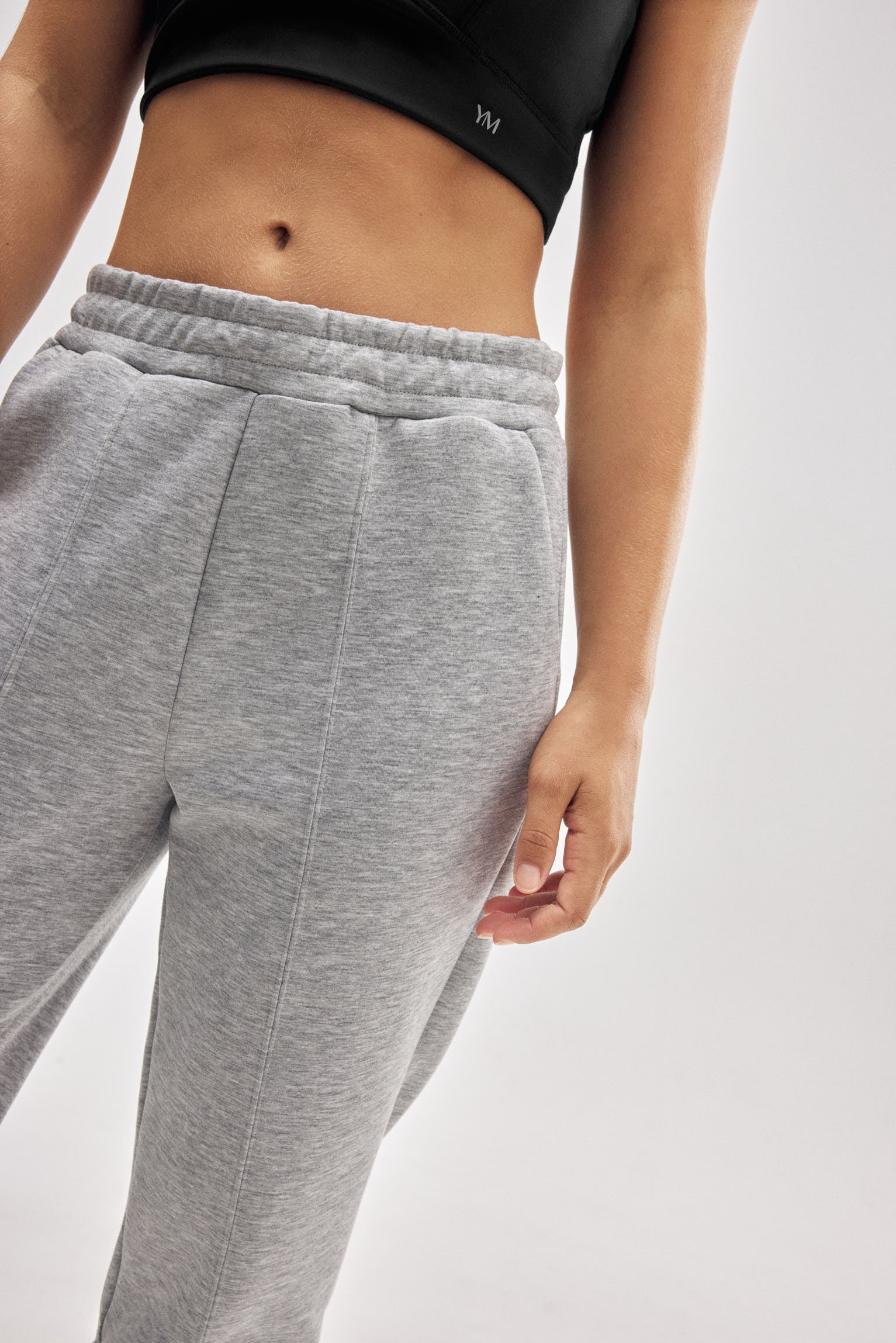 70940-5-pantalon-jogger-deportivo-con-bolsillos-gris