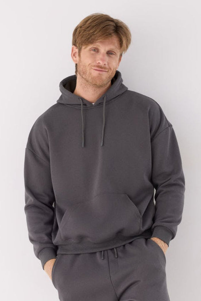Sudadera deportiva hombre afelpada con capucha gris marengo