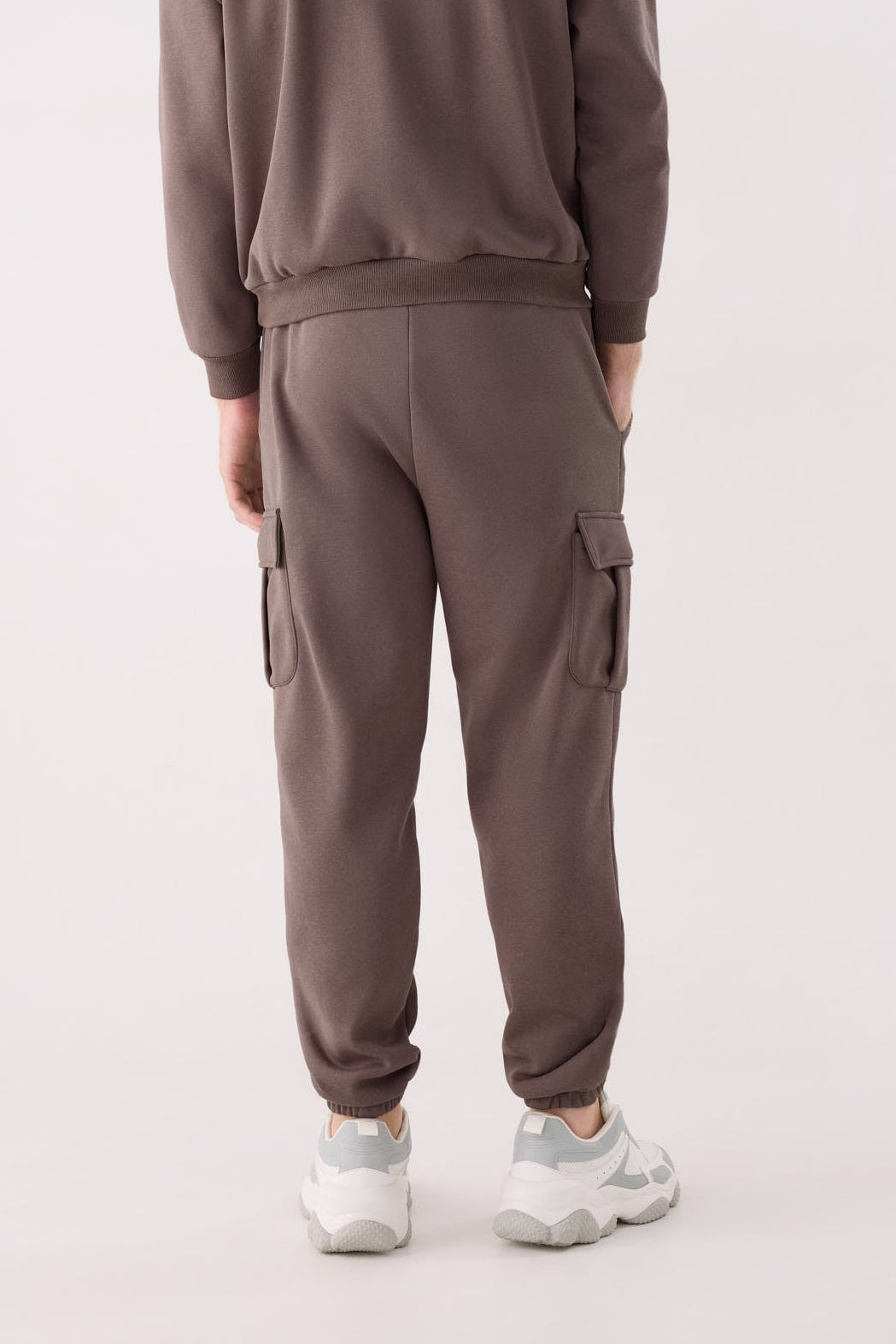 PREVENTA Pantalón deportivo hombre cargo afelpado con cintura ajustable marrón