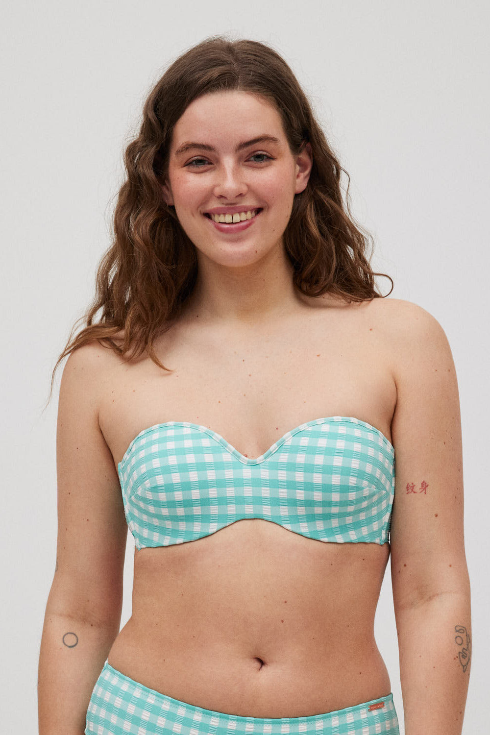 83109-1-top-bikini-bandeau-vichy-ysabel-mora-azul
