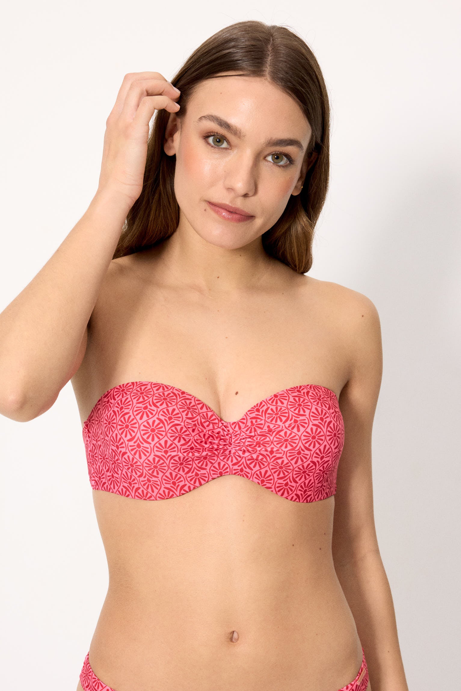 Top bikini bandeau push-up flores rosa y rojo copa B
