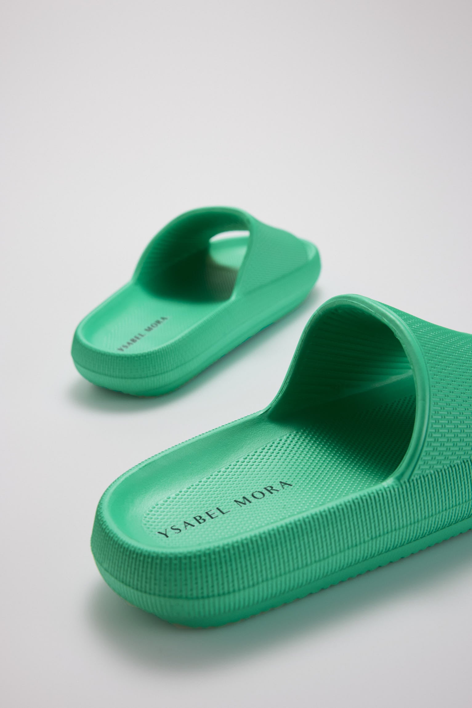 Chanclas de playa antideslizantes ligeras extra comfort verde
