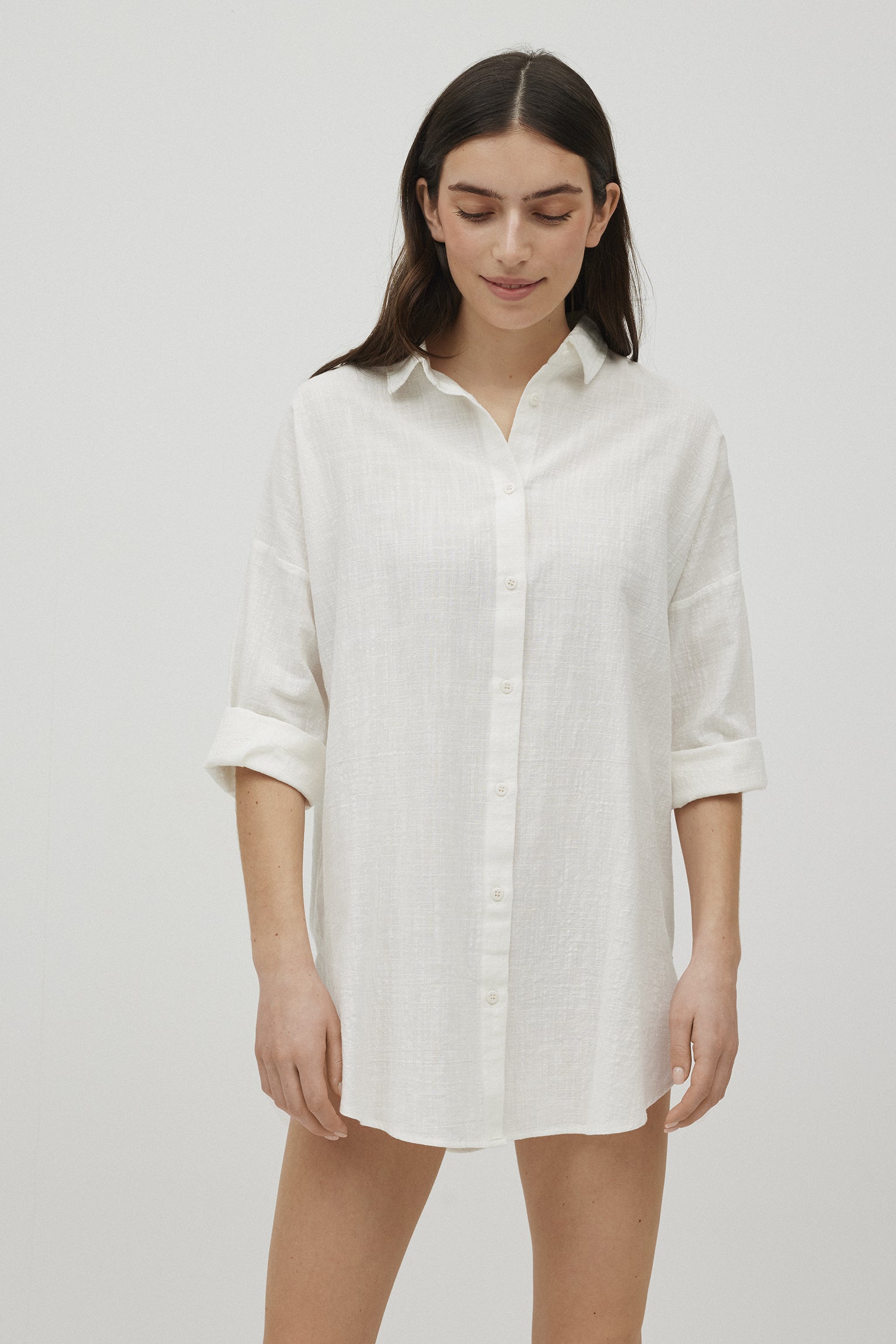 86148-4-camisa-larga-fluida-mujer-ysabel-mora-blanco