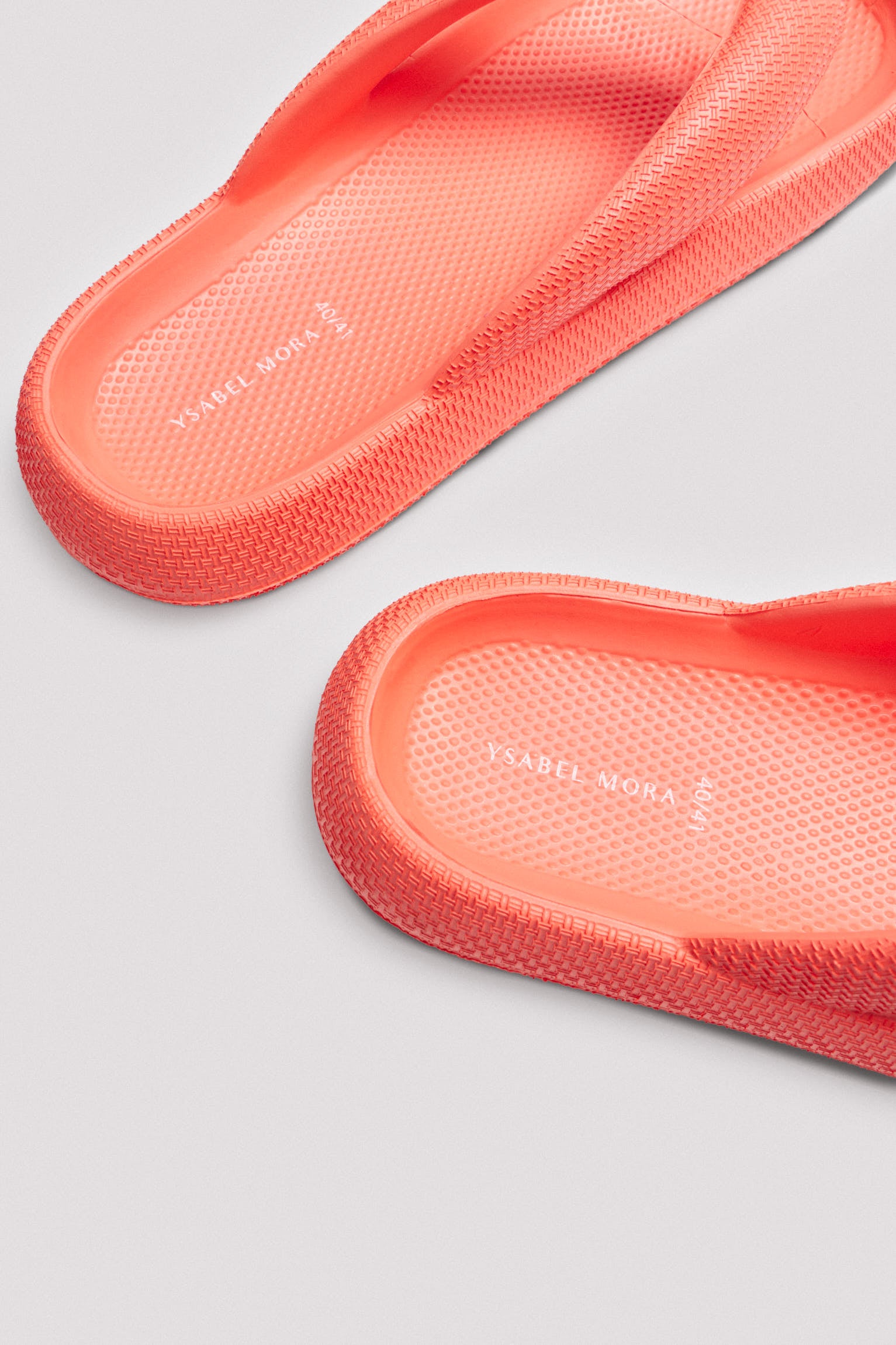 86195-7-chanclas-mujer-ysabel-mora-coral