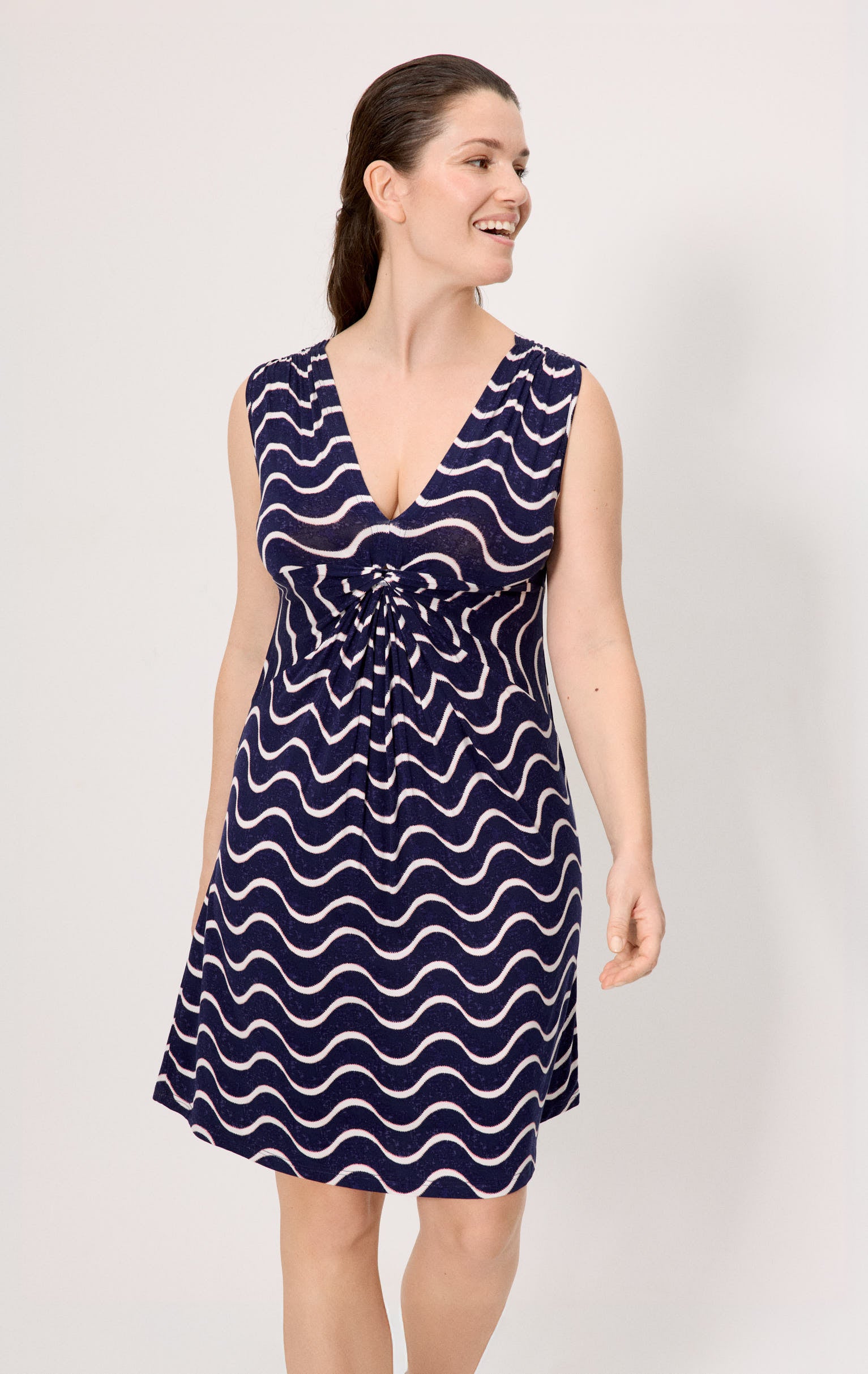 86221-vestido-mujer-verano-corto-escote-en-v-estampado-ondas