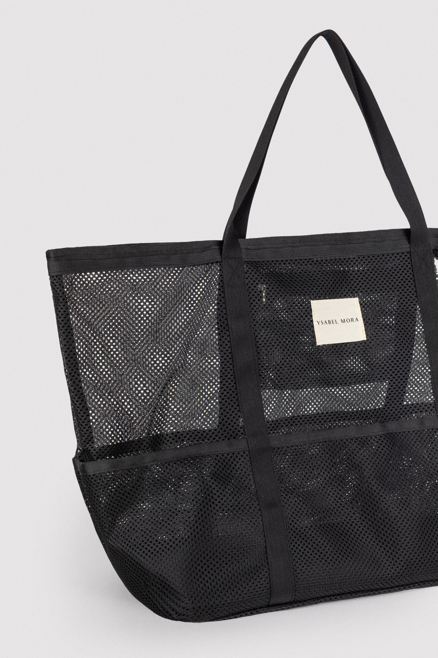 86292-negro-bolsa-de-playa-calada-negra-ysabel-mora