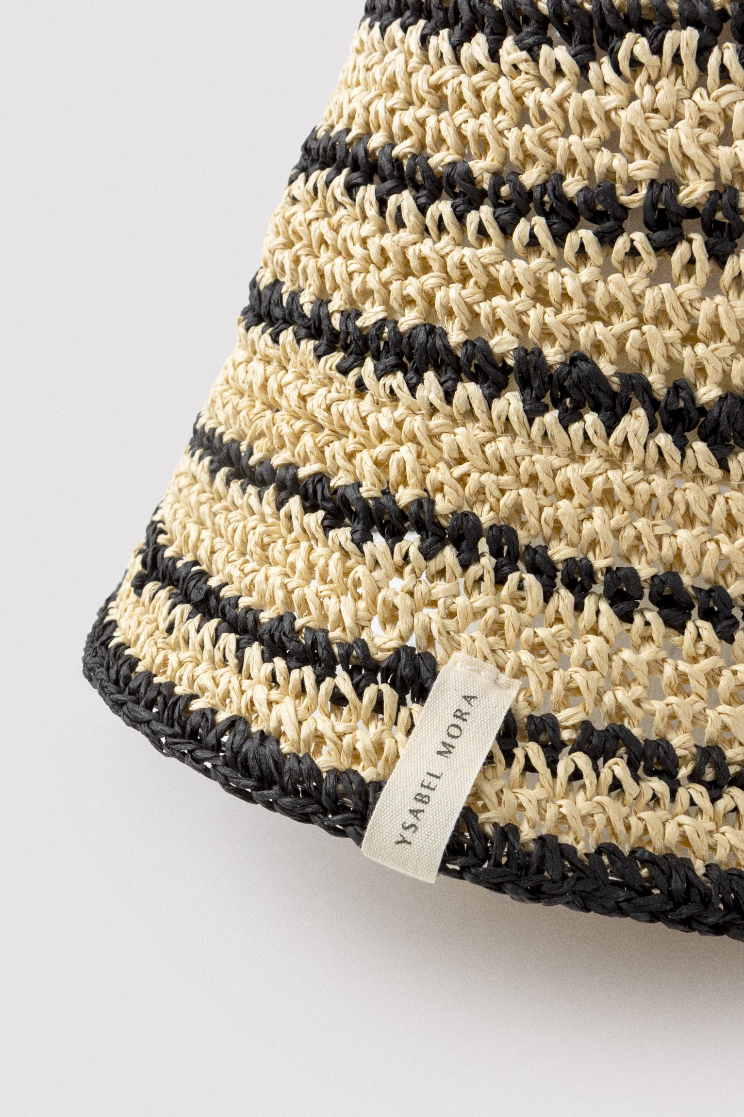 86300-gorro-de-rafia-de-rayas-con-borde-moldeable-ysabel-mora