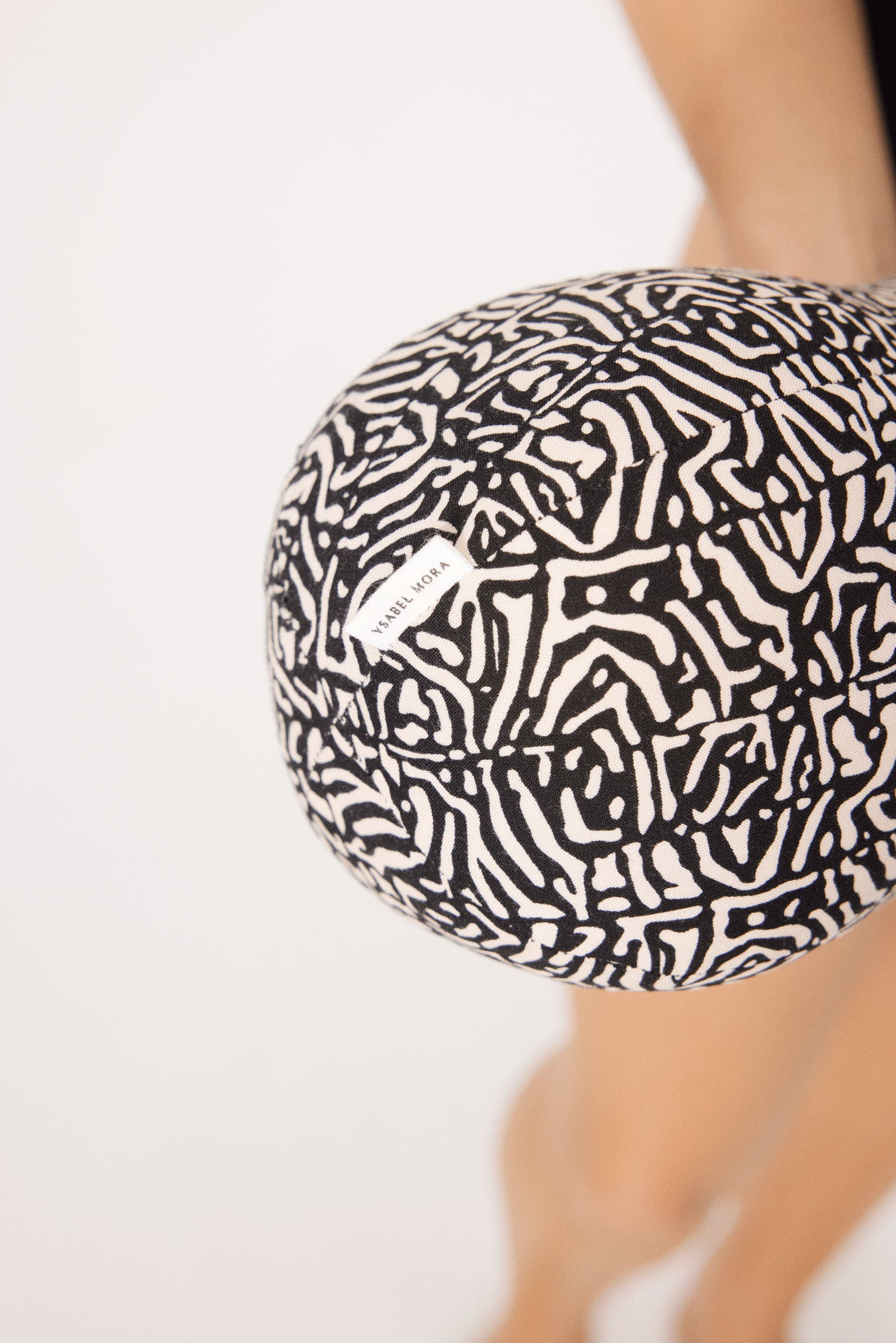 86301-cojin-de-playa-estampado-comodo-acolchado-ysabel-mora