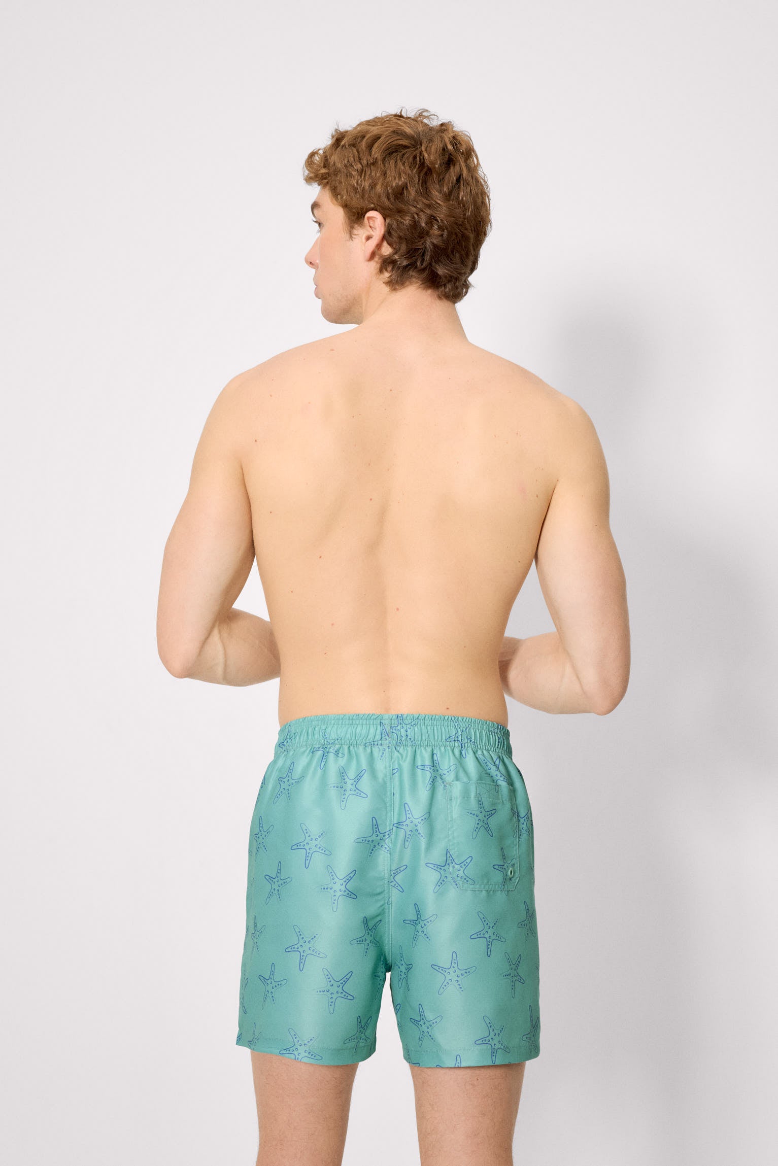 Bañador medio estampado estrellas mar verde