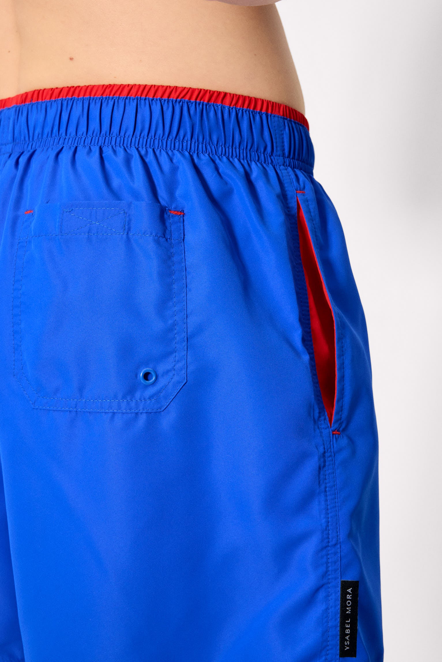 Bañador medio detalle cintura azul