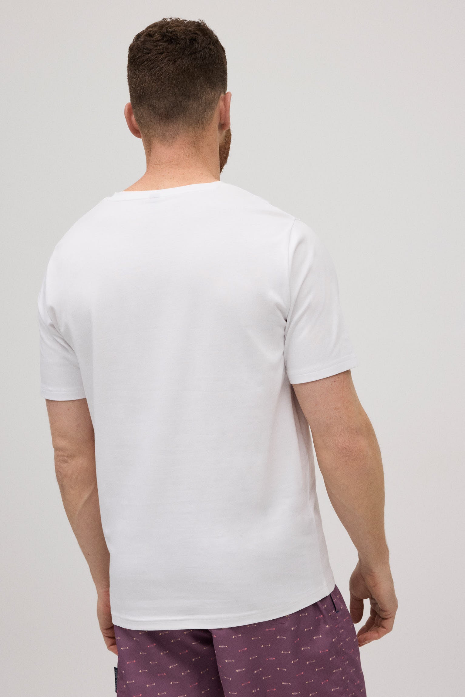 90508-camiseta-manga-corta-estampada-raspas-blanco-011