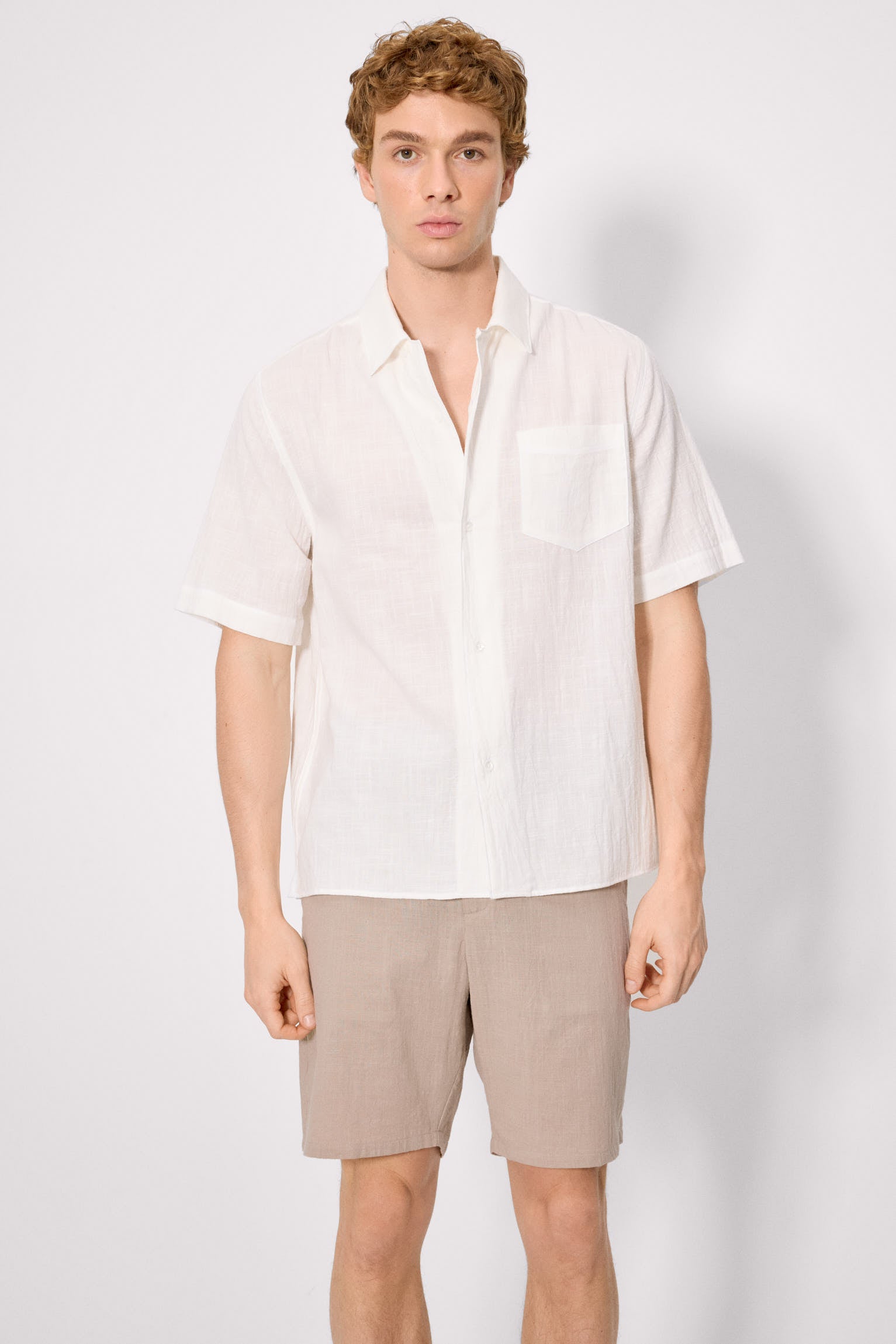 Camisa manga corta abotonada efecto lino blanco - Ysabel Mora