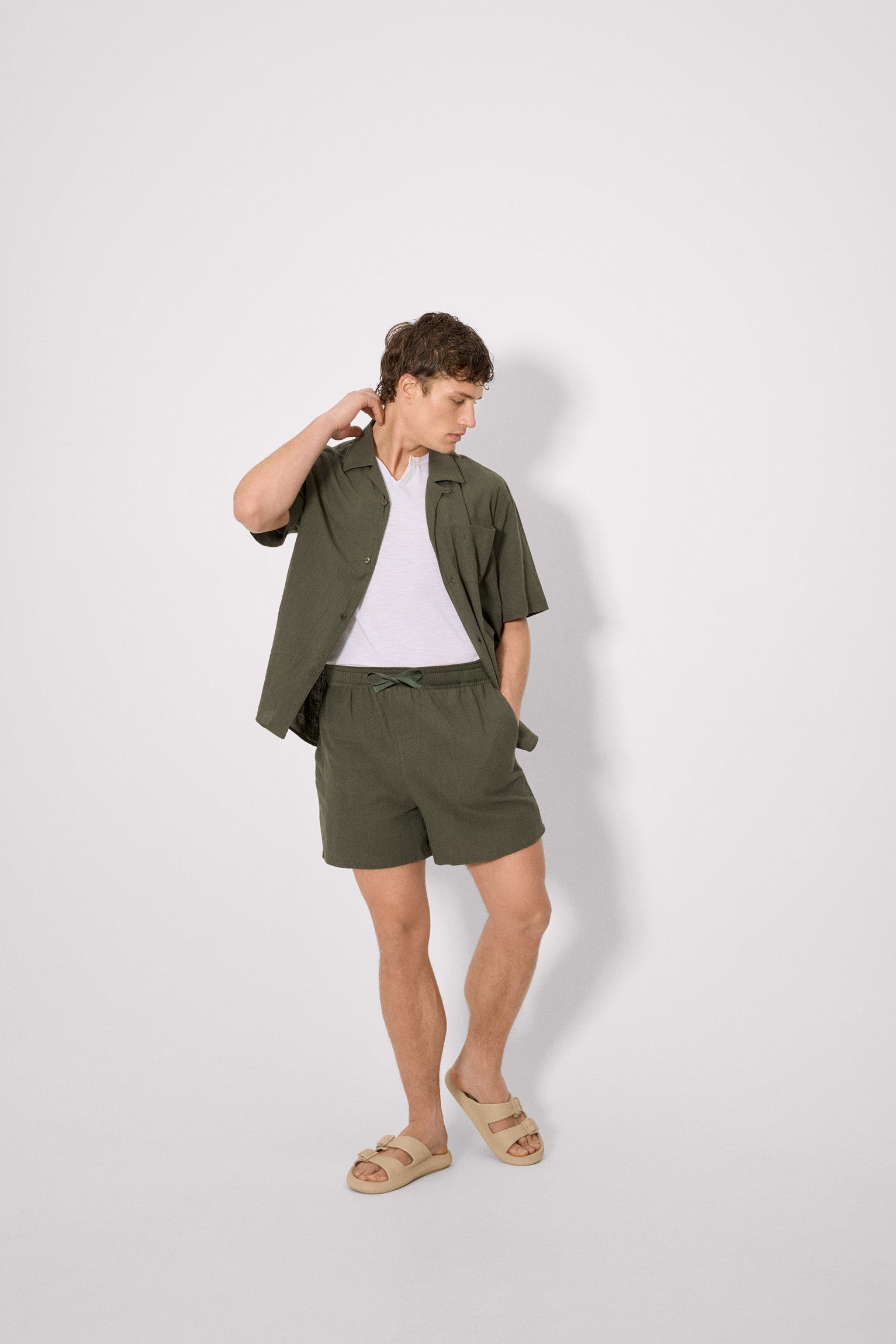 Chanclas hombre hebillas beige - Ysabel Mora