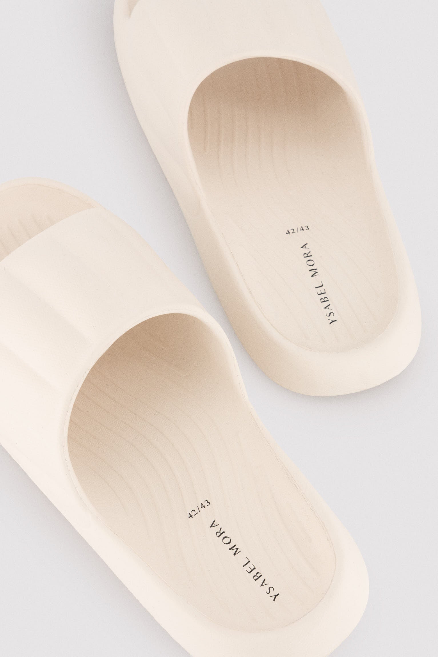 Chanclas hombre ligeras beige