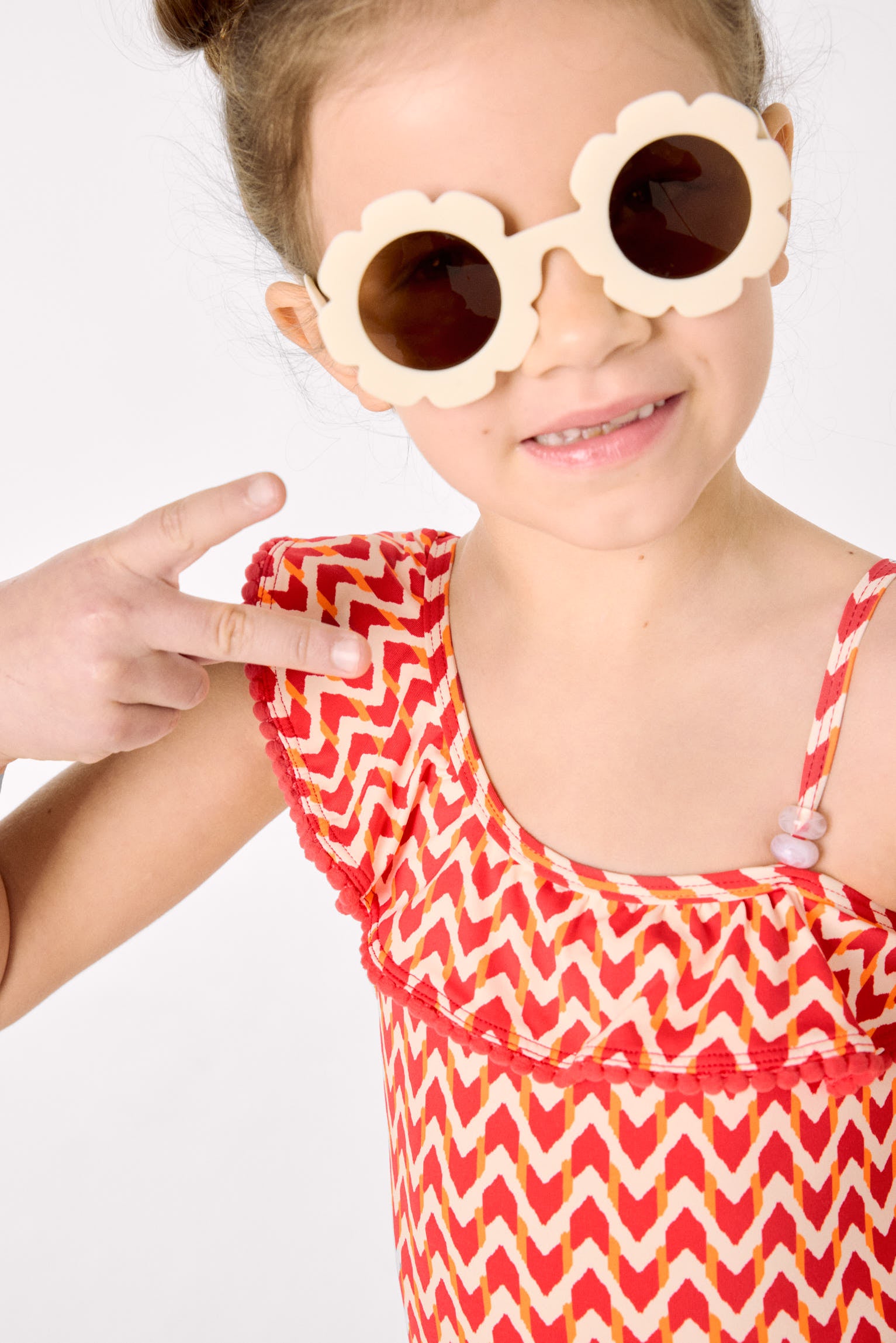 Bañador niña detalles volantes estampado étnico